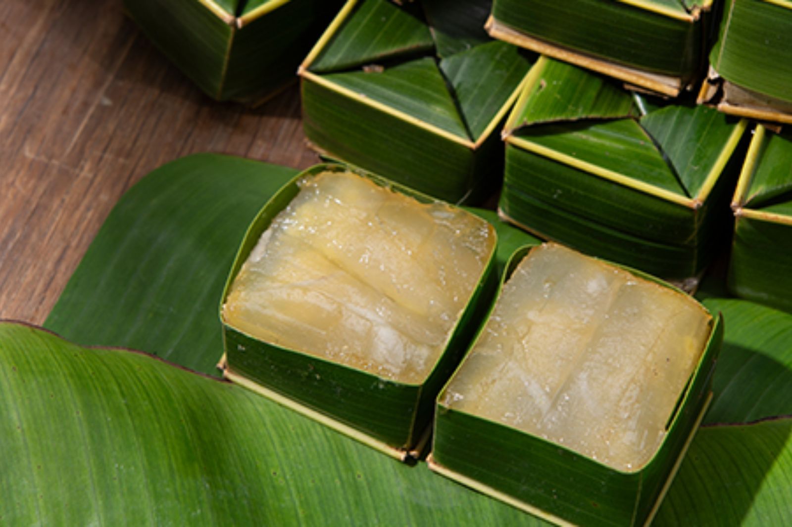 Món bánh phu thê biểu tượng cho tình yêu đôi lứa