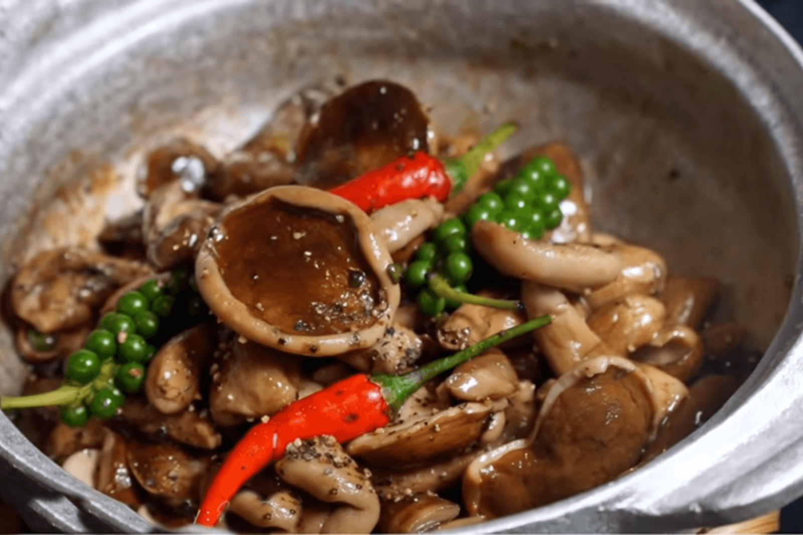 Món ngon từ nấm tràm Quảng Bình