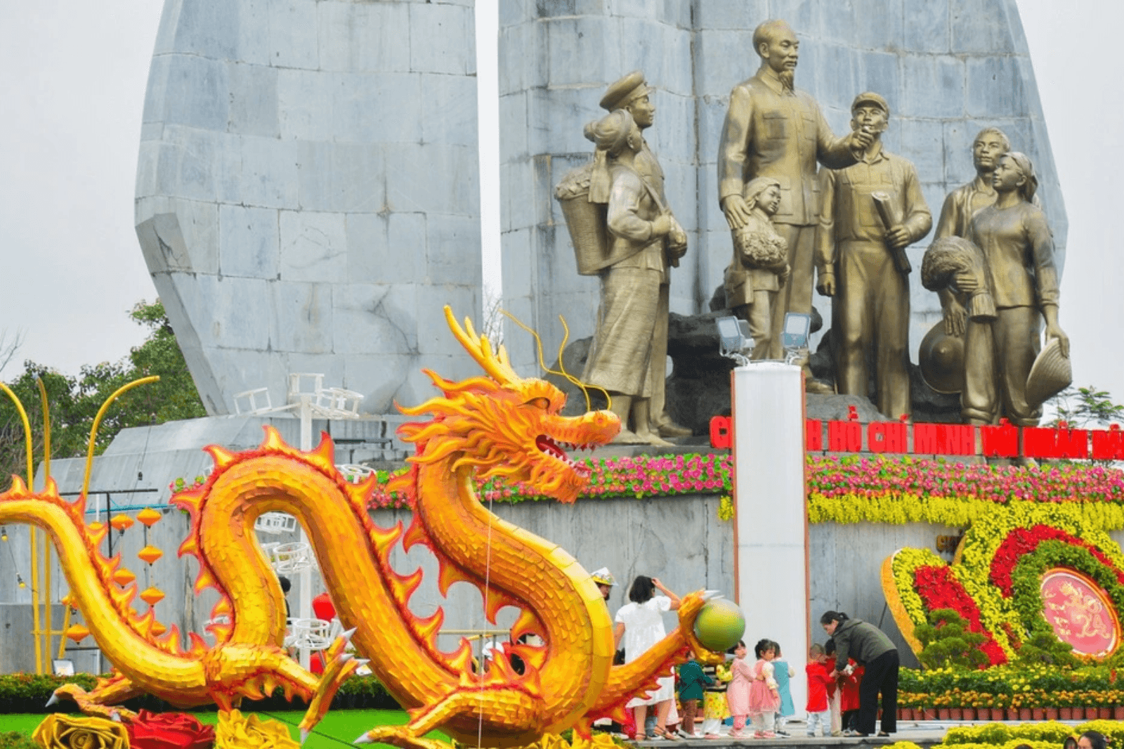 Một khoảnh khắc rất bình yên ở quảng trường Hồ Chí Minh