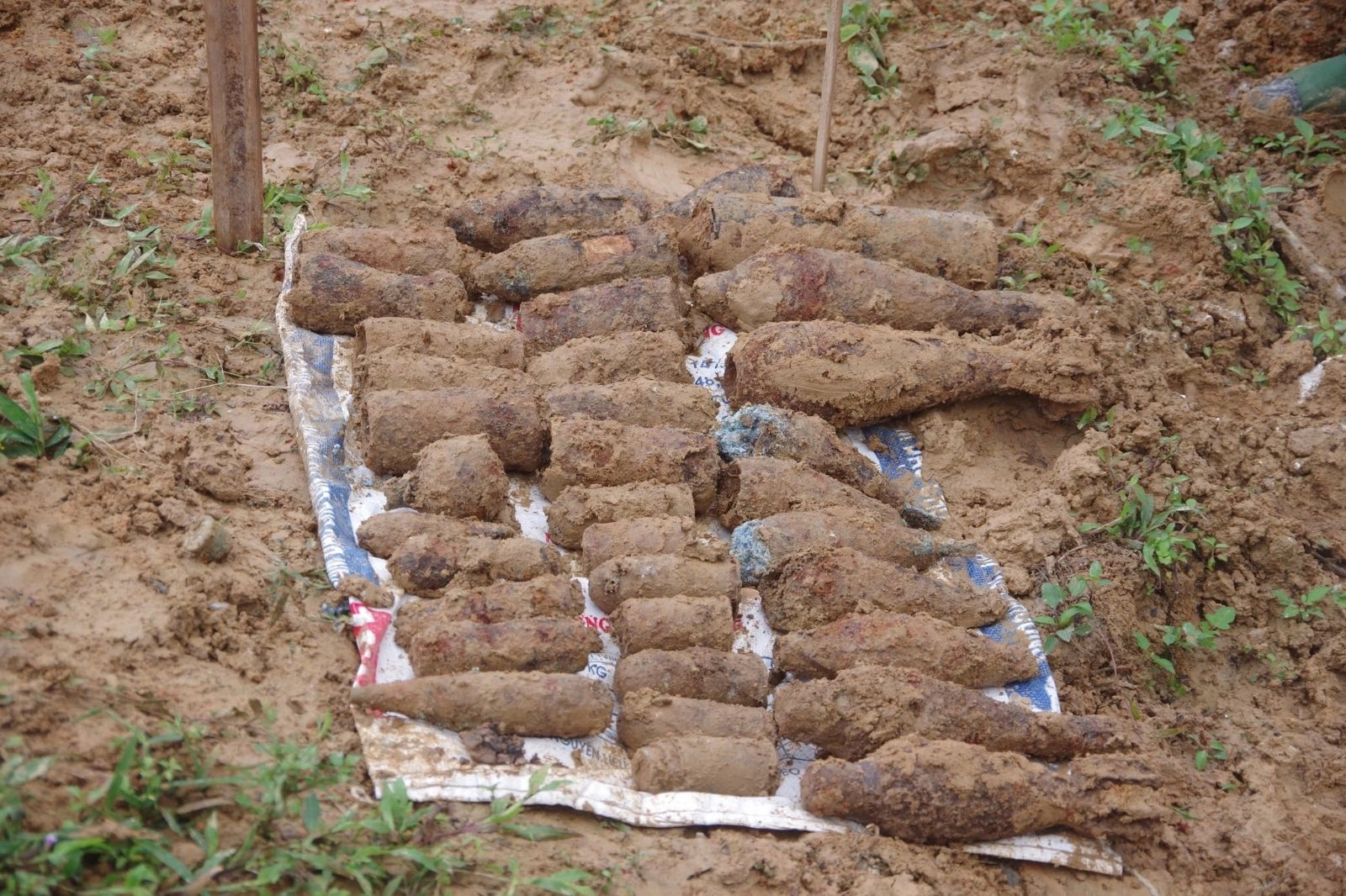 Một số vật liệt nổ còn sót lại sau chiến tranh ở Quảng Trị