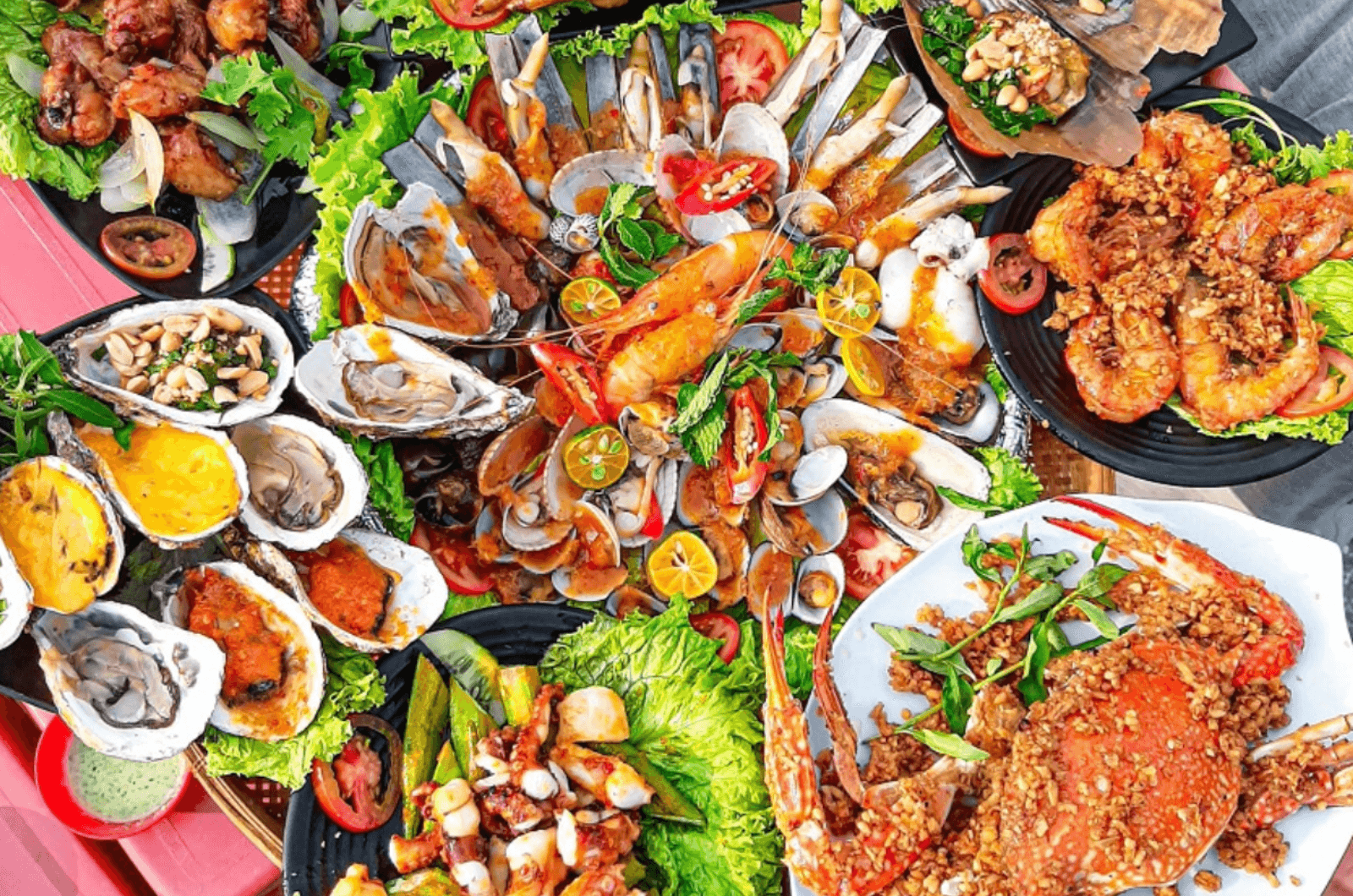 Mùa hè là thời điểm lý tưởng nhất để thưởng thức hải sản tại Quảng Bình. 