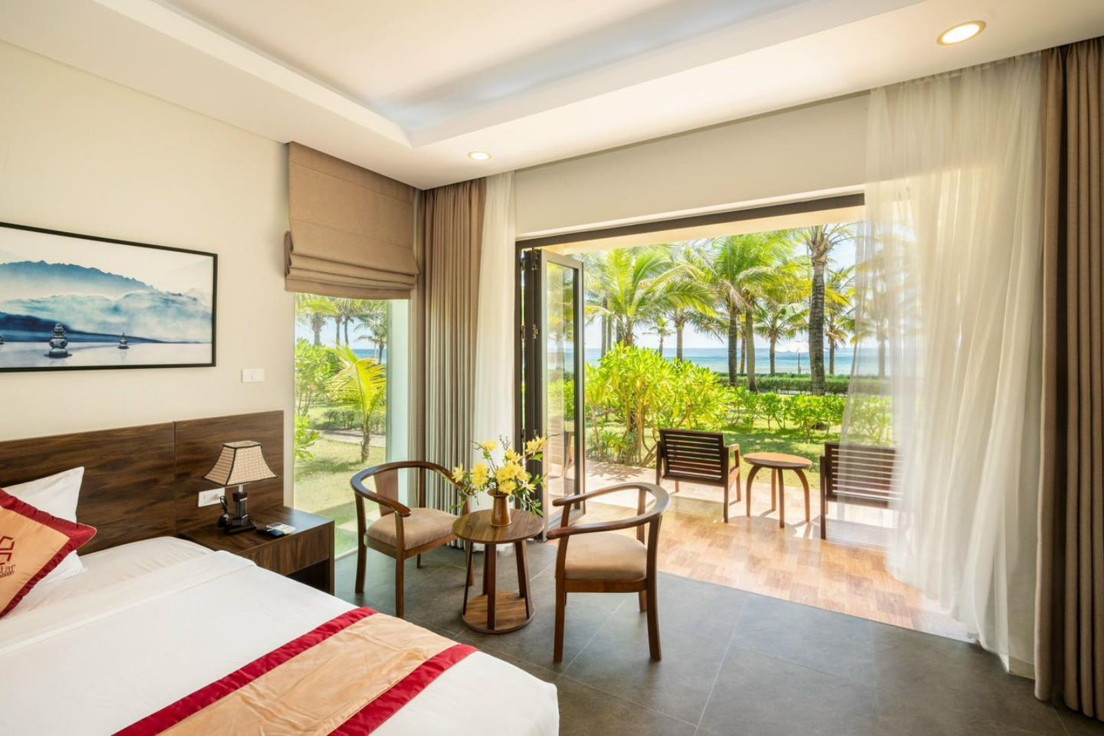 Nên đặt phòng sớm vì vị trí đẹp dễ hết phòng 