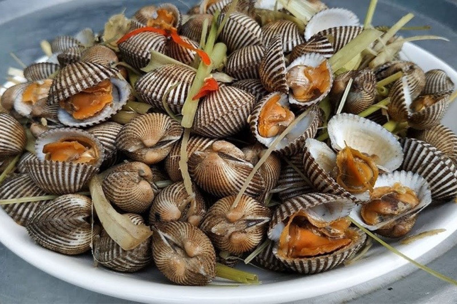 Nên lựa chọn những địa điểm uy tín  để trải nghiệm món sò huyết ngon 