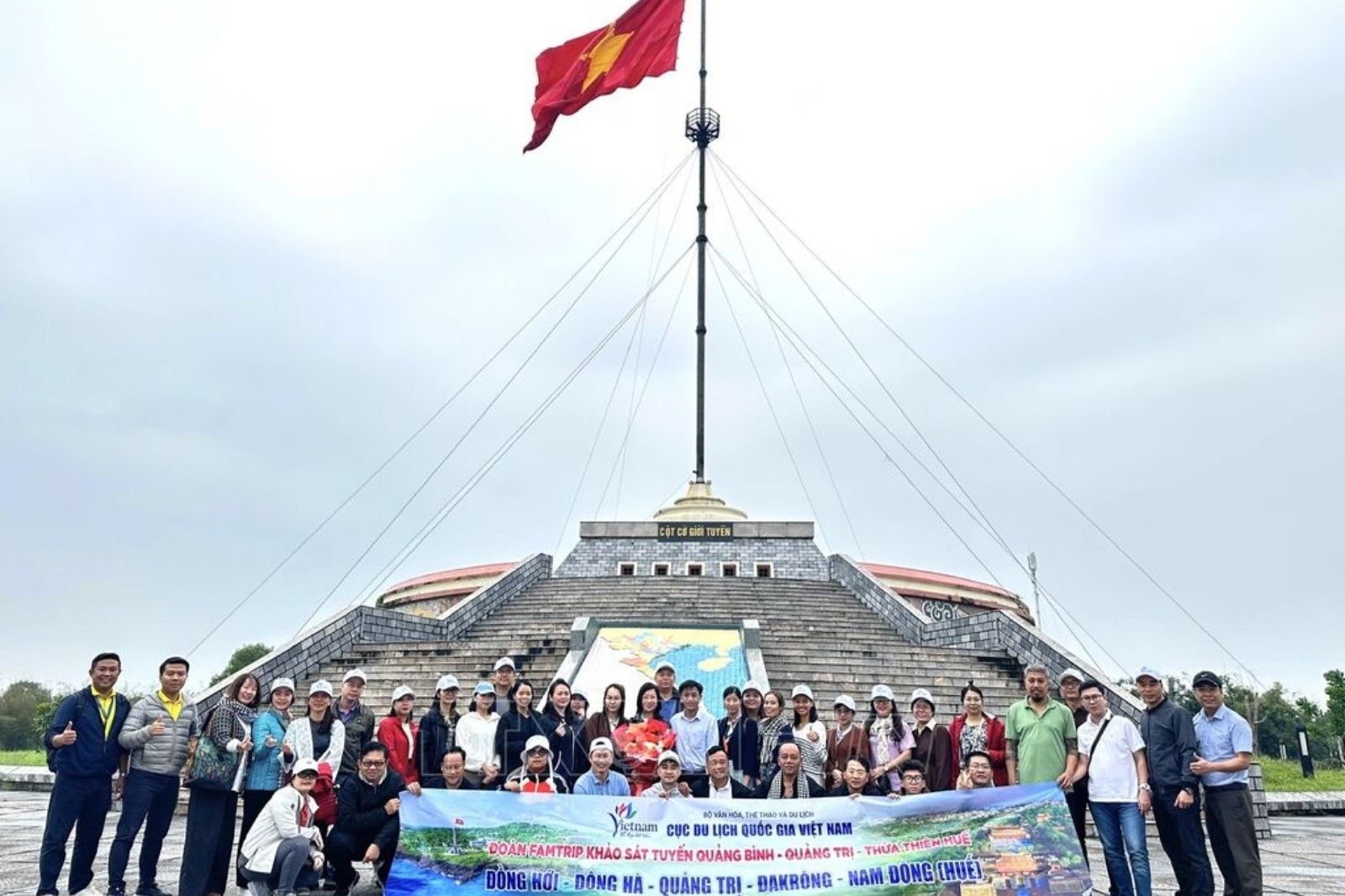 Nếu đi một mình, bạn có thể lựa chọn tour ghép