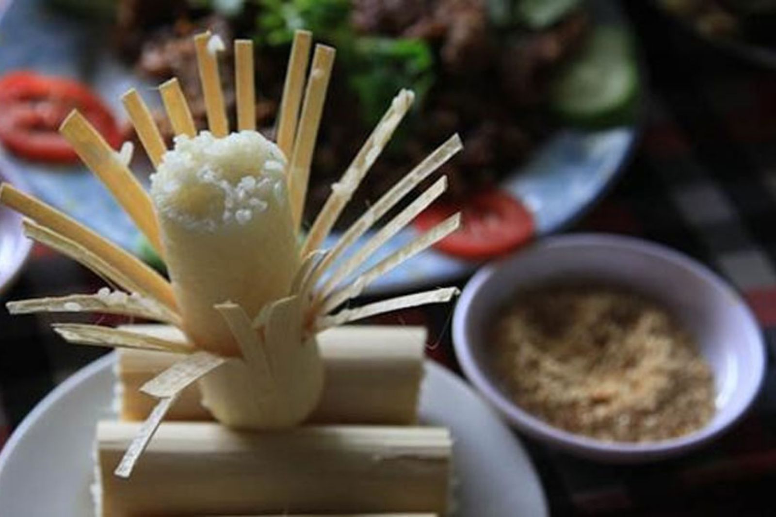 Nghệ thuật chế biến cơm lam truyền thống được gìn giữ qua bao đời nay