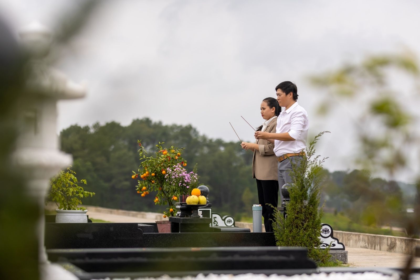 Nghi lễ tảo mộ trang nghiêm ở Huế