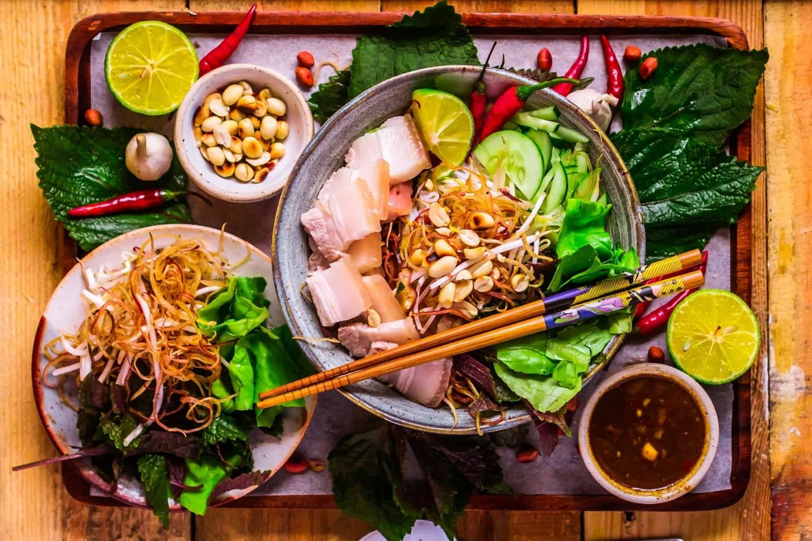 Nguyên liệu ăn kèm hết sức phong phú