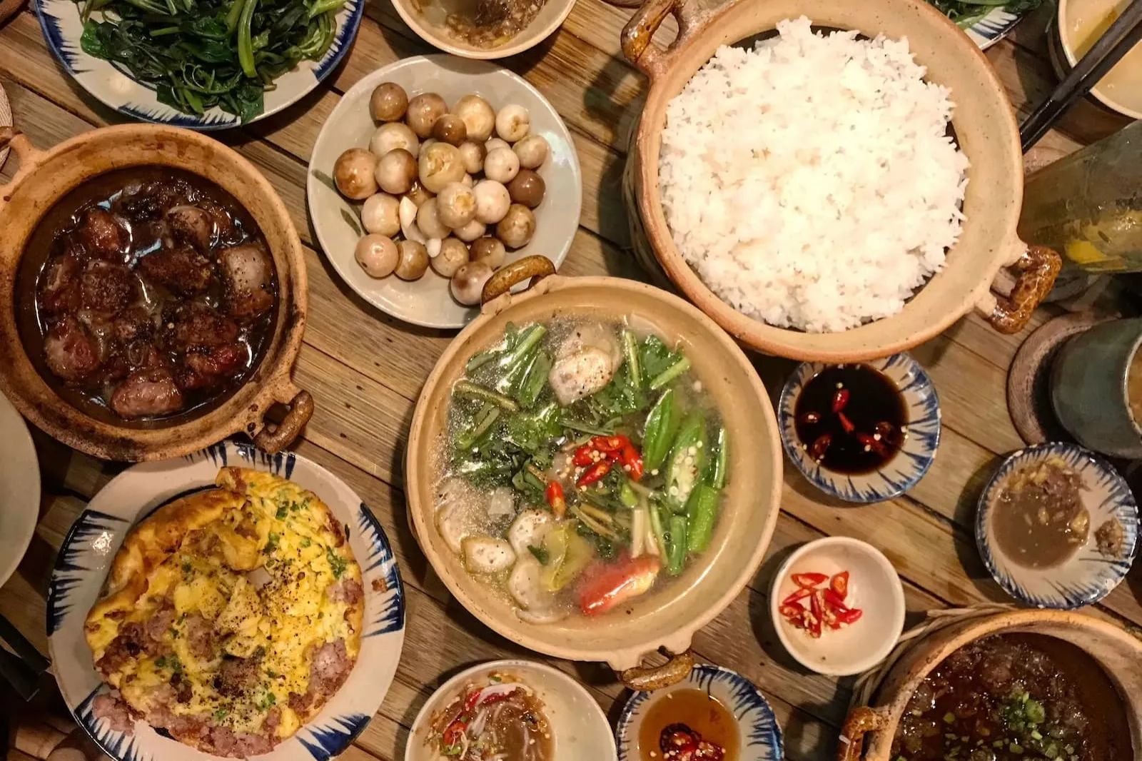 Nhà hàng chay nổi tiếng Phong Nha Vegan Restaurant 