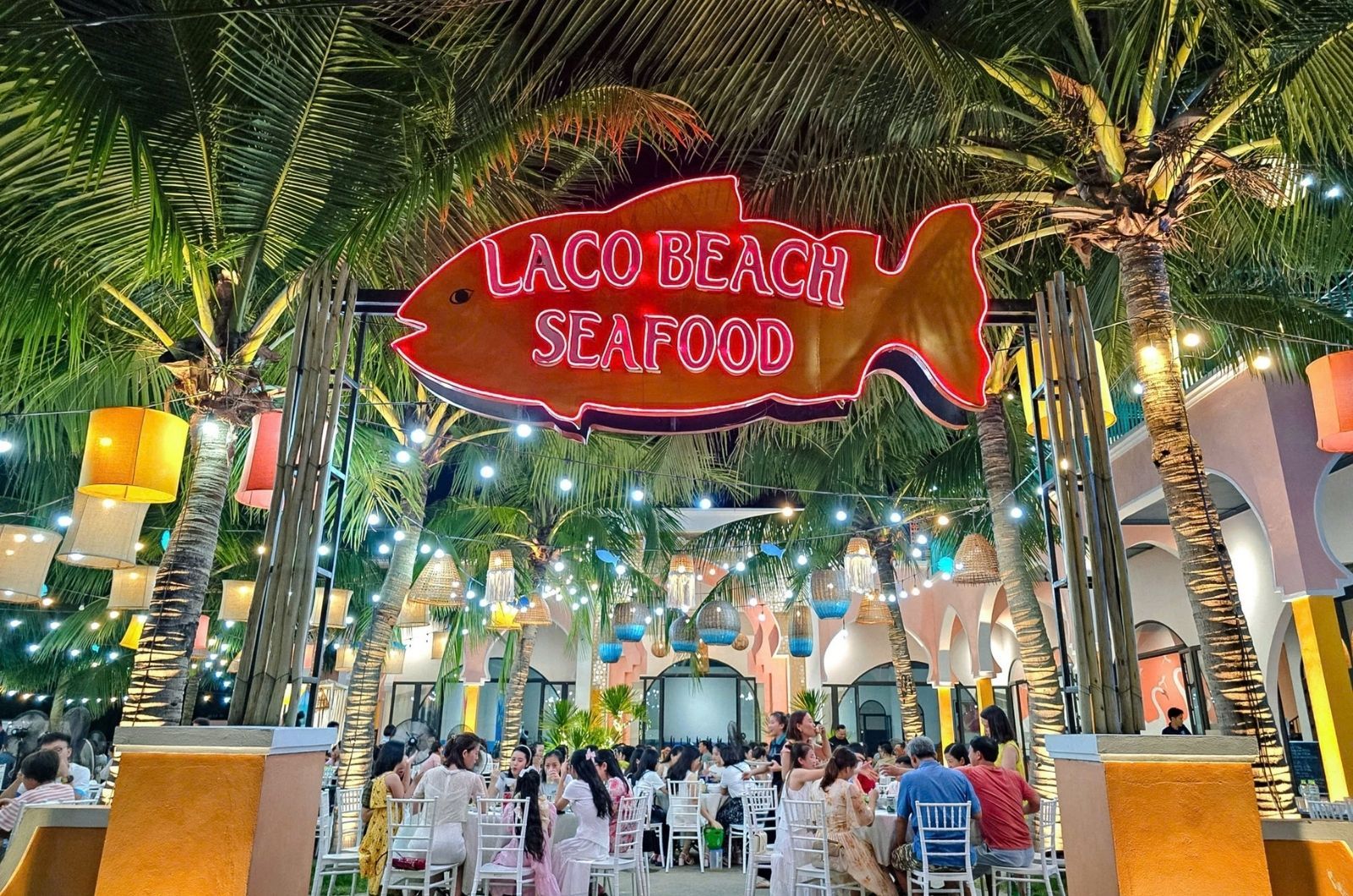 Nhà hàng cung cấp nhiều dịch vụ chất lượng khác