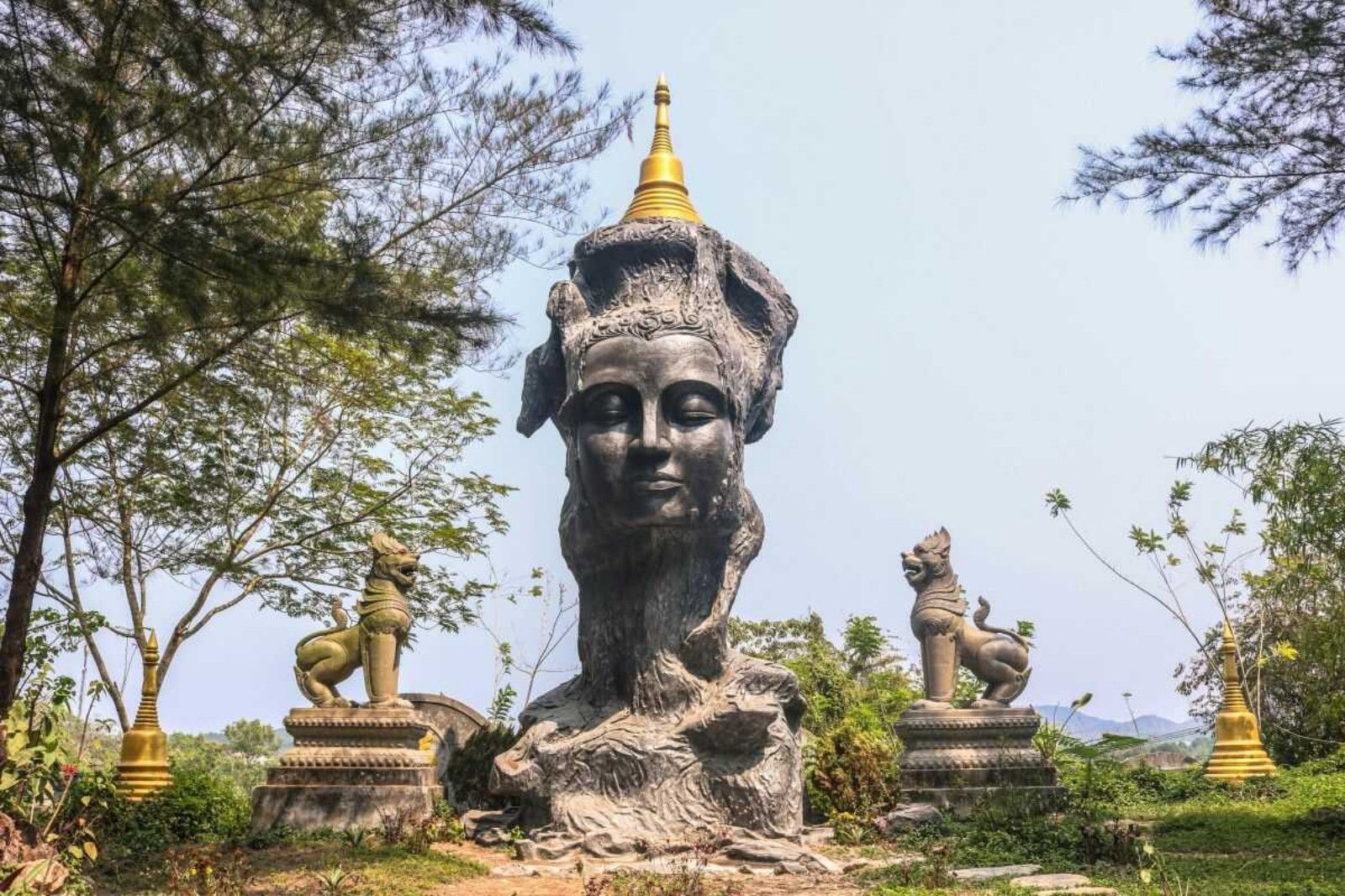 Nhiều công trình kiến trúc nổi bật khác trong khuôn viên chùa Thiền Lâm