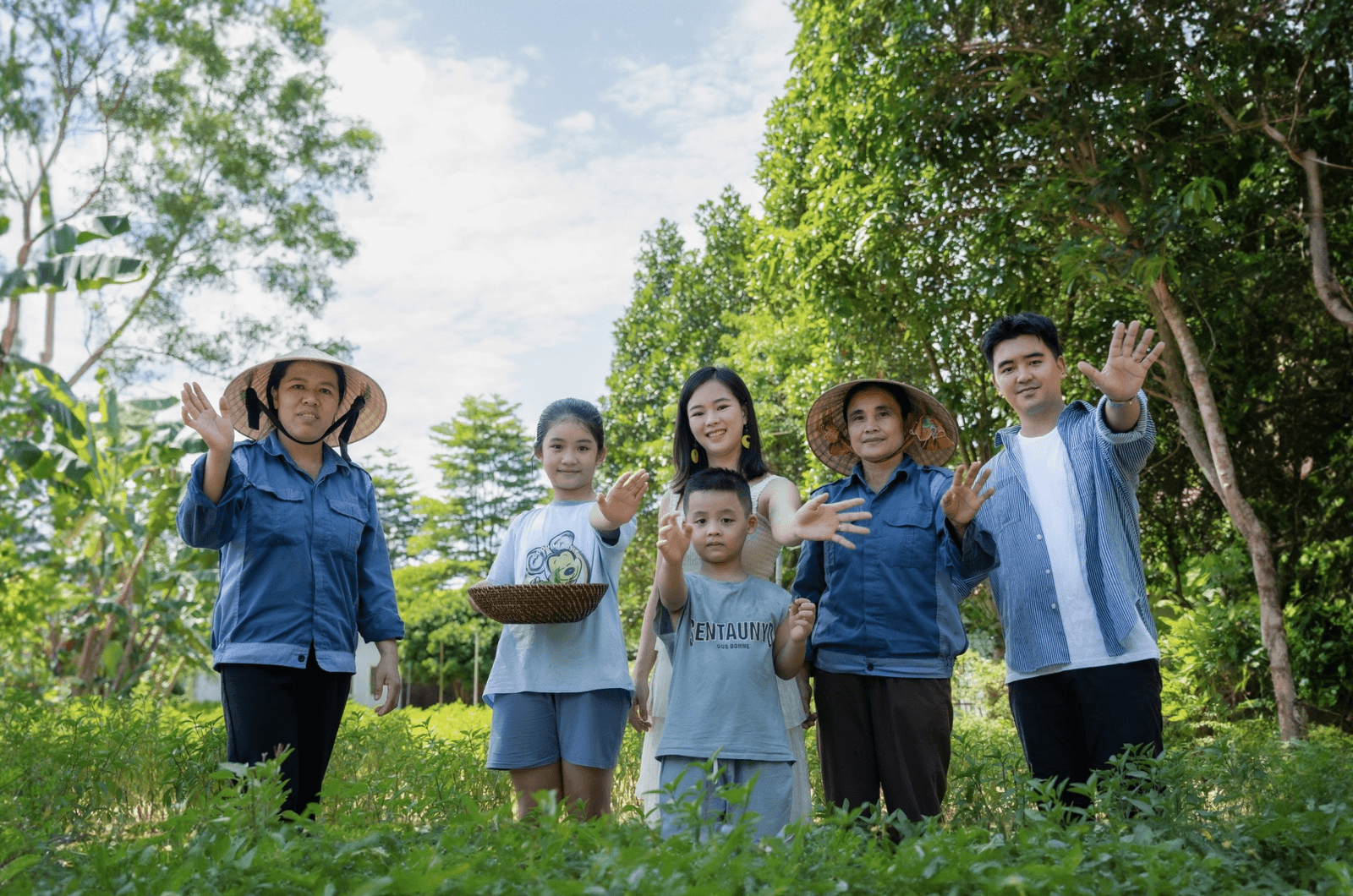 Nhieu-hoat-dong-thu-vi-danh-cho-ca-gia-dinh-tai-Chay-Lap-Farmstay.jpg