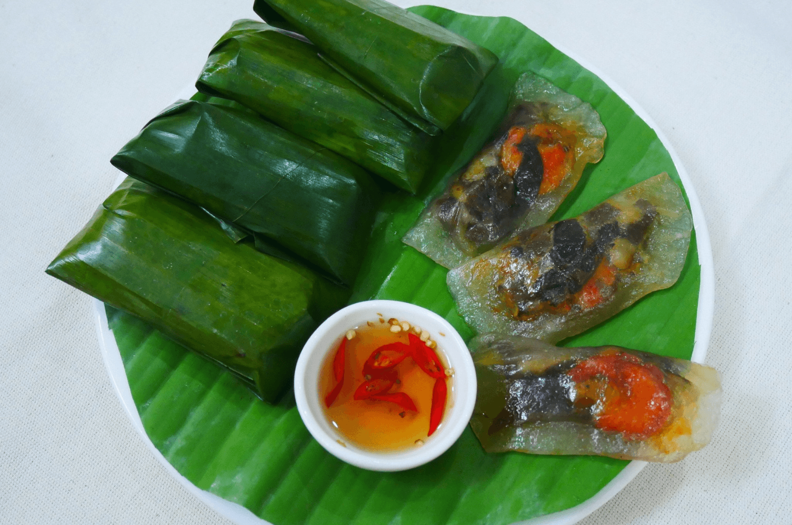 Những chiếc bánh lọc Quảng Bình luôn có sự hấp dẫn với người đam mê ẩm thực
