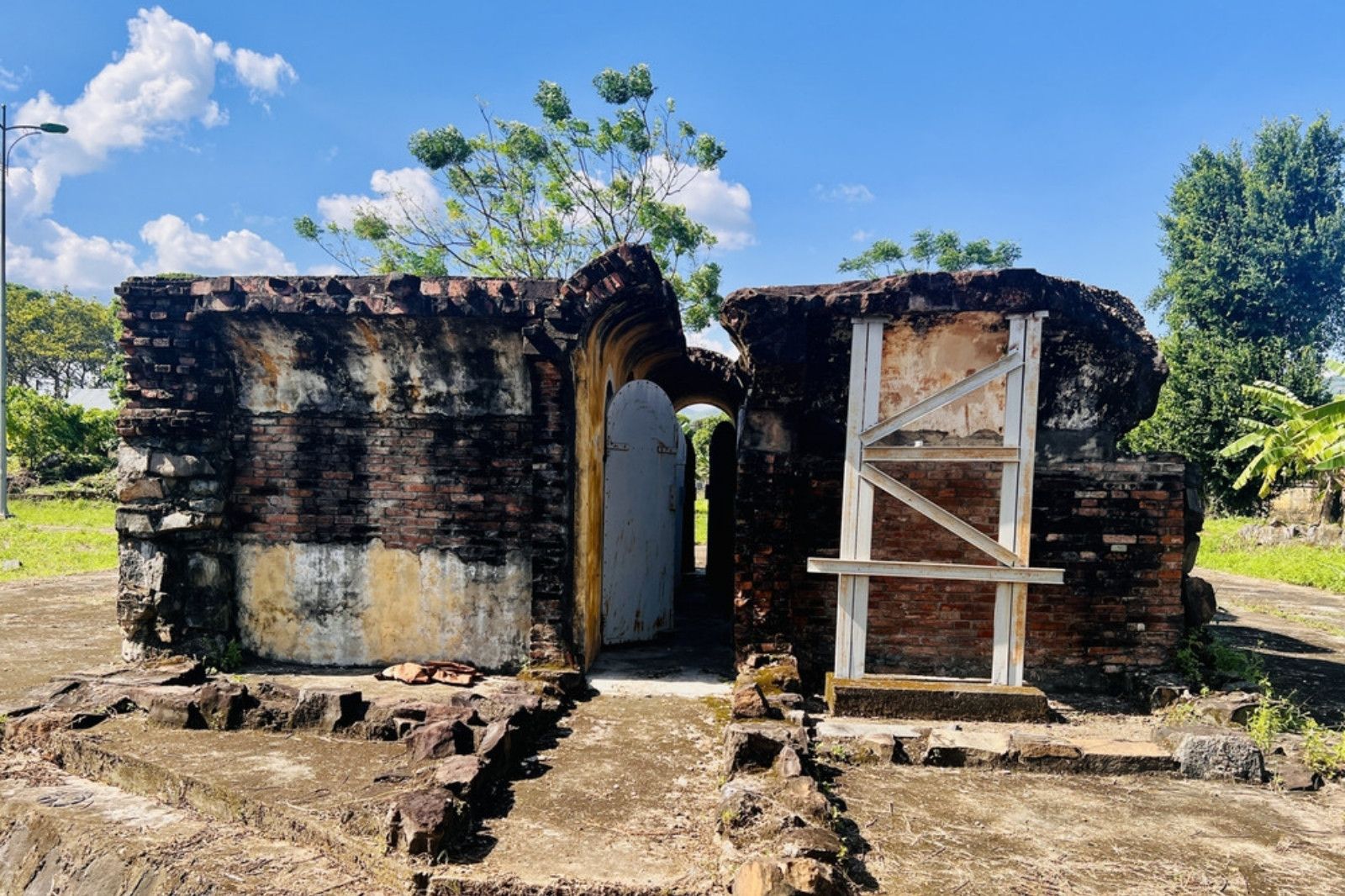 Những dấu vết còn sót lại ở khu nhà giam