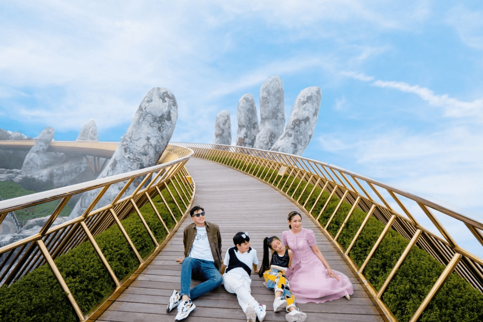 Những điểm ghé thăm trong lịch trình luôn đem lại những cảm xúc mới lạ 