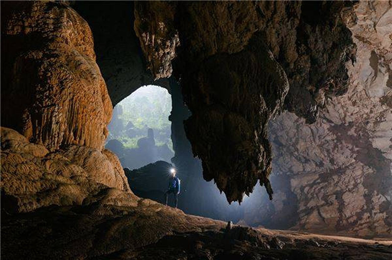 Những hình ảnh ngoạn mục của Hang Sơn Đoòng