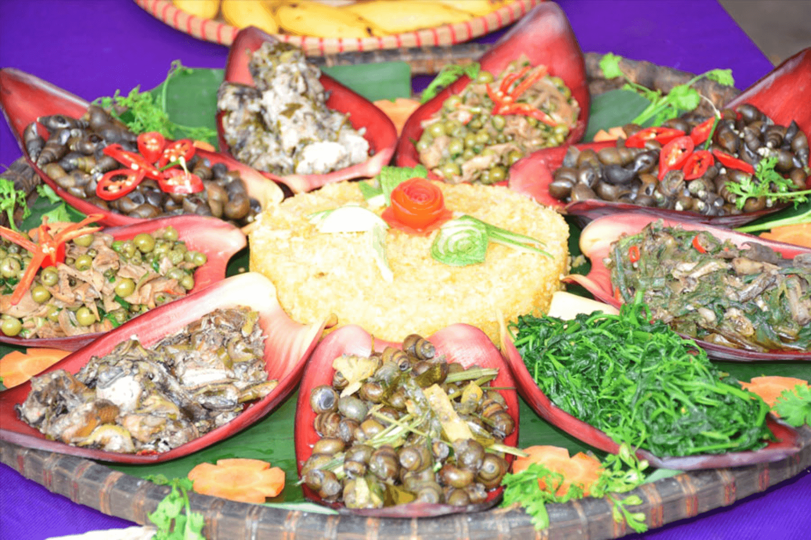 Những món ăn dân dã của bà con nơi đây