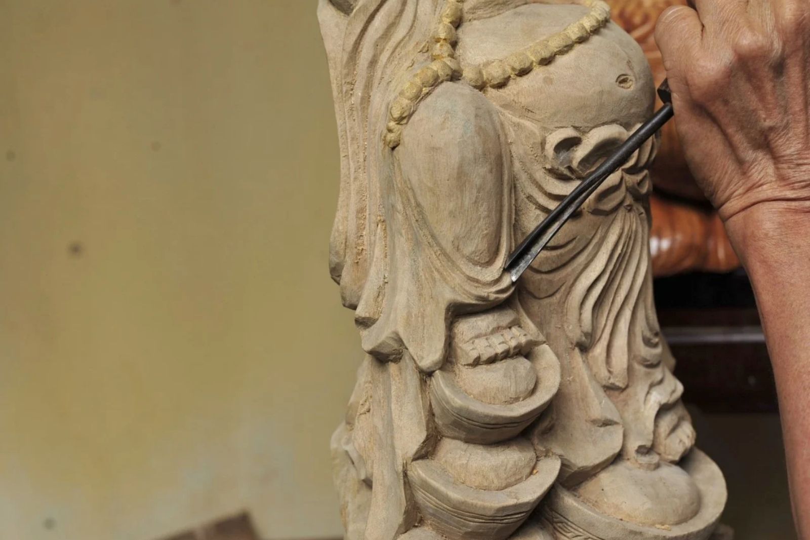 Những nghệ nhân tài hoa thổi hồn vào từng thớ gỗ vô tri