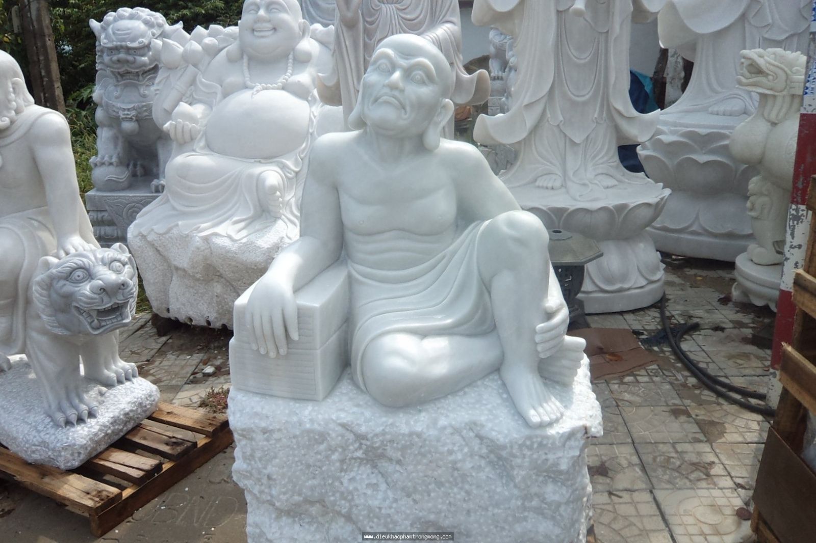 Những tác phẩm mang nét giao thoa văn hoá Chăm Pa và Việt Cổ