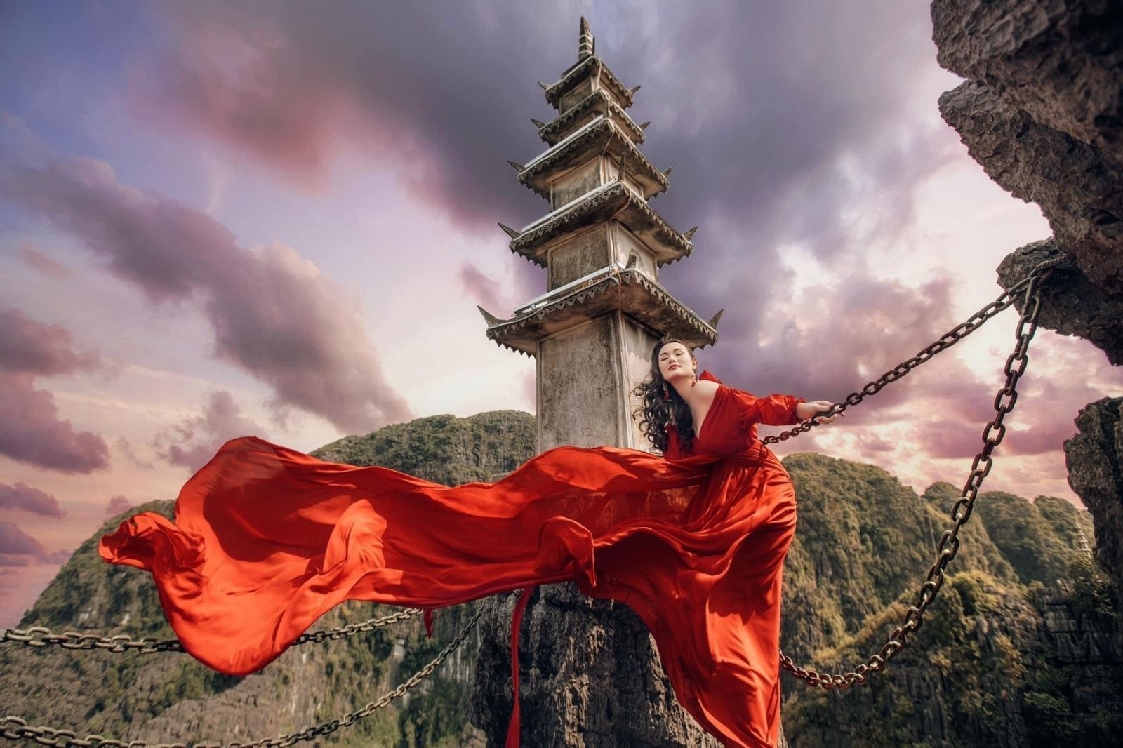 Những tấm hình check-in cực nghệ thuật ở Hang Múa