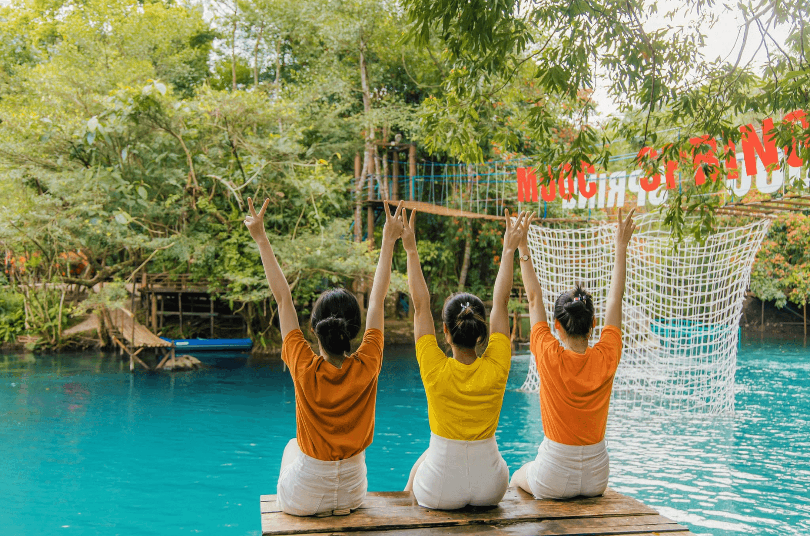 Những trải nghiệm tuyệt vời khi đến với suối Nước Moọc