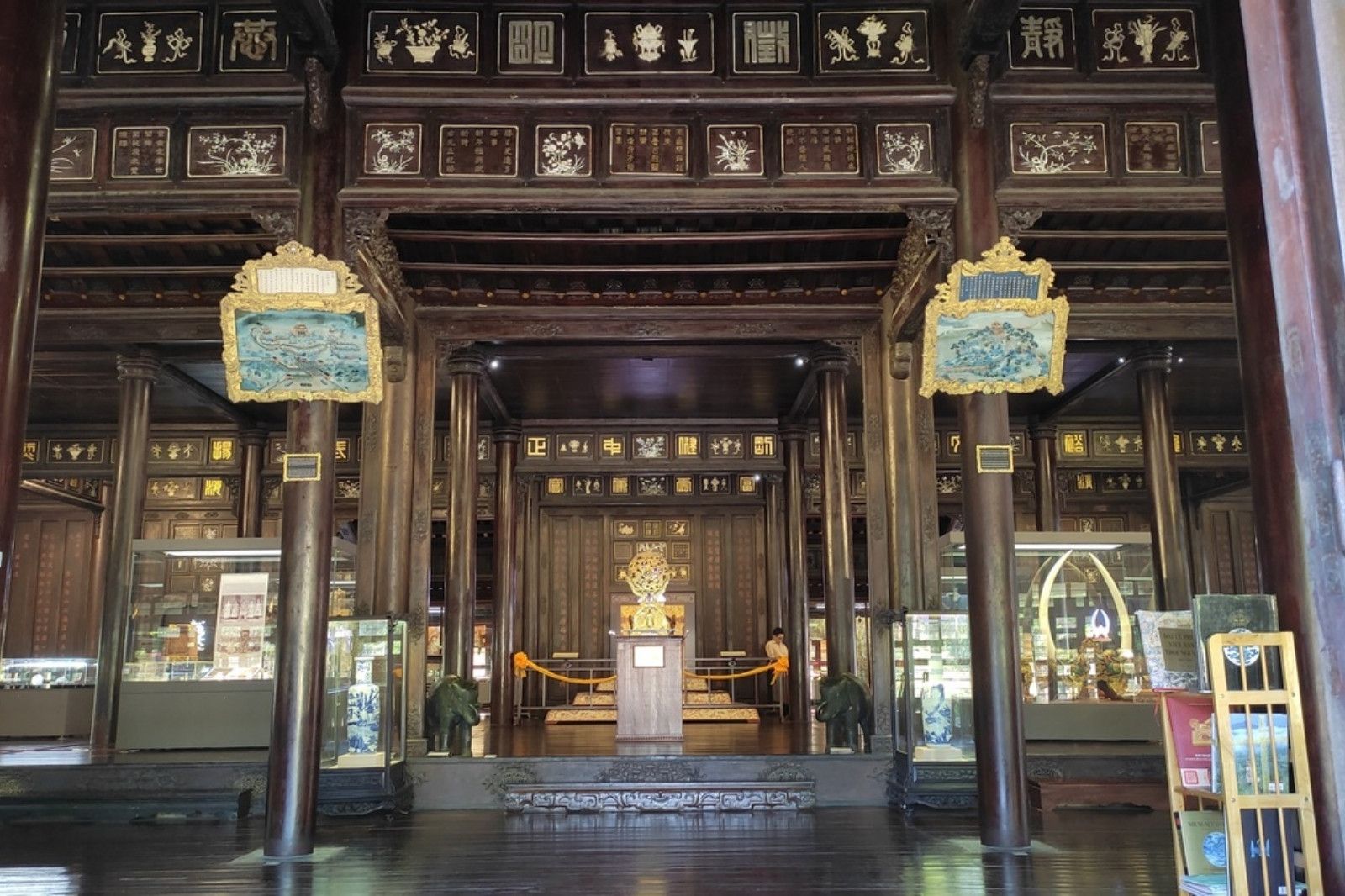 Nơi lưu giữ hàng ngàn cổ vật quý giá