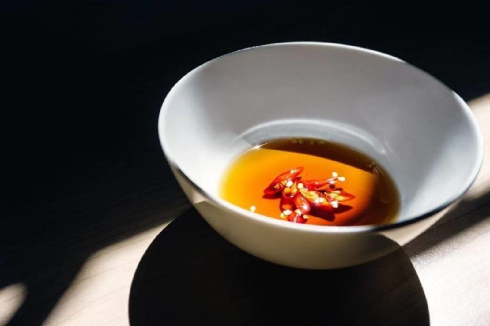 Nước mắm Bảo Ninh trở thành hương vị quen thuộc trong những bữa cơm