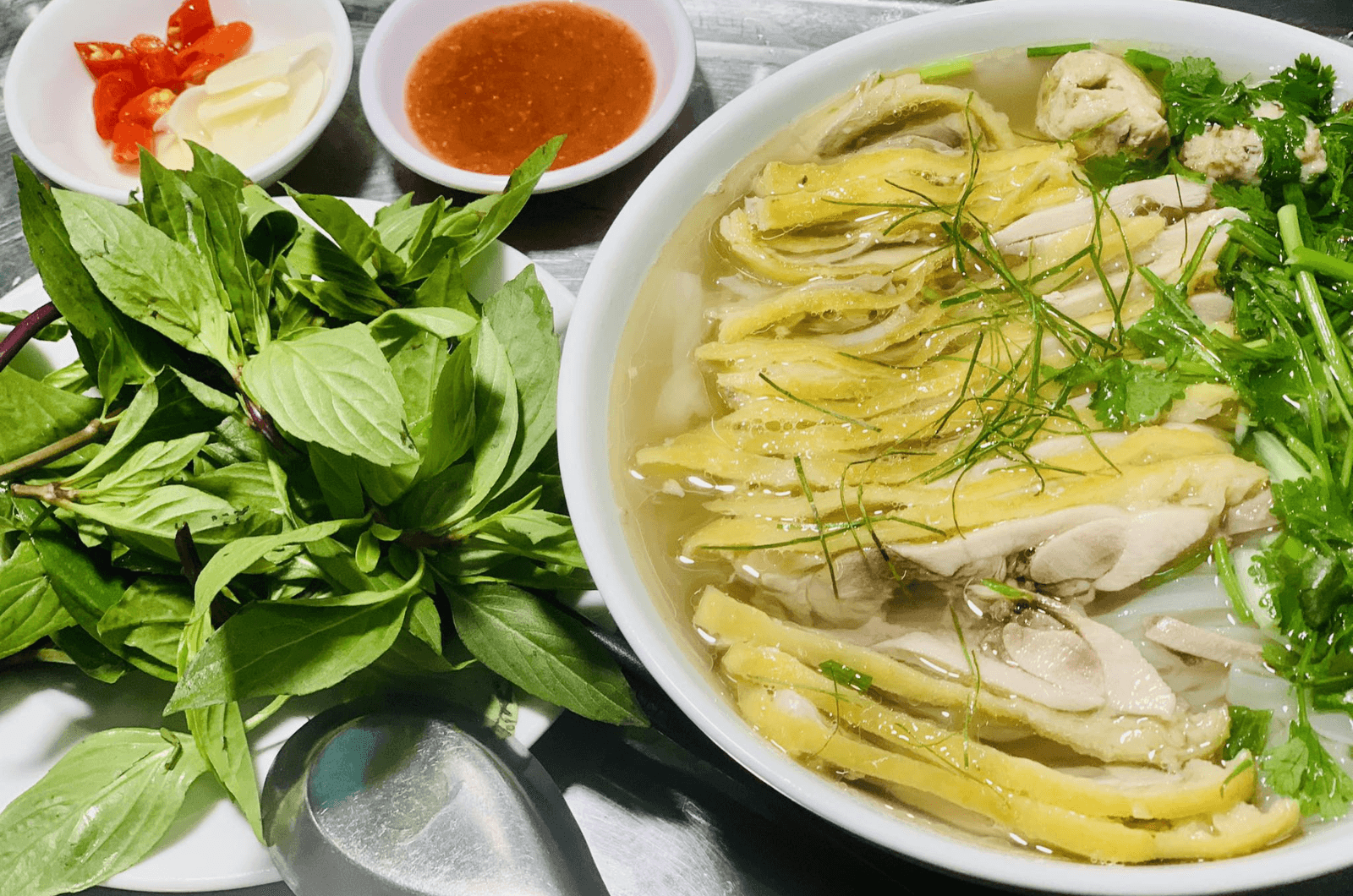 Phở gà ta Hiếu Thanh