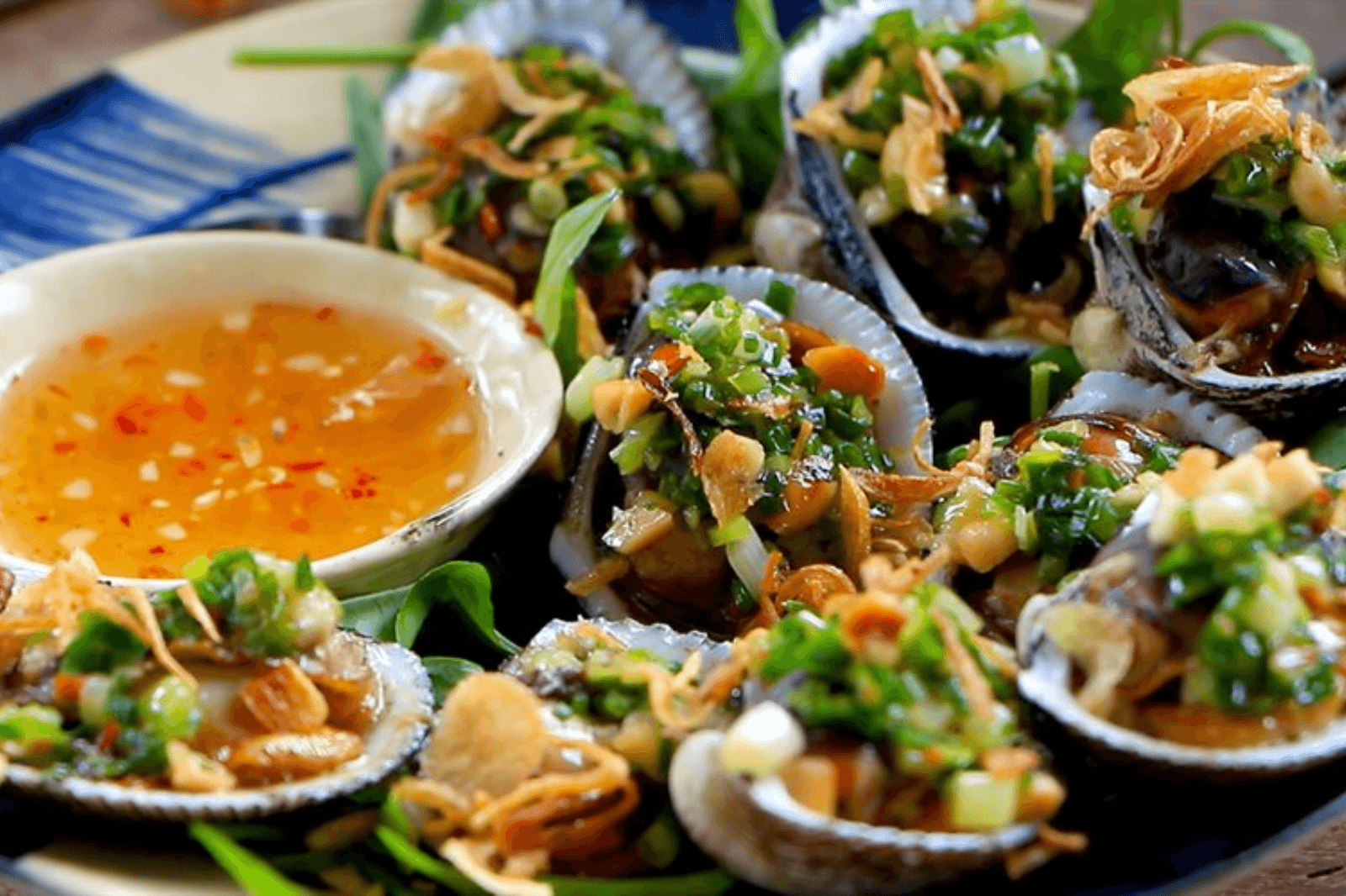 Quan sát món ăn trước khi thưởng thức 
