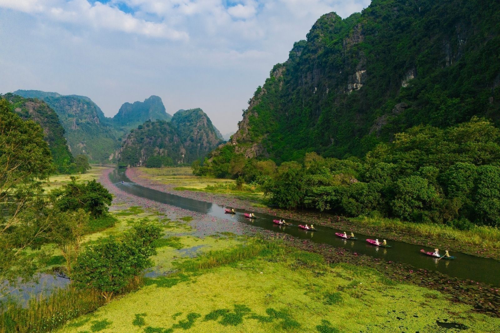 Quần thể danh thắng tuyệt đẹp ở Ninh Bình