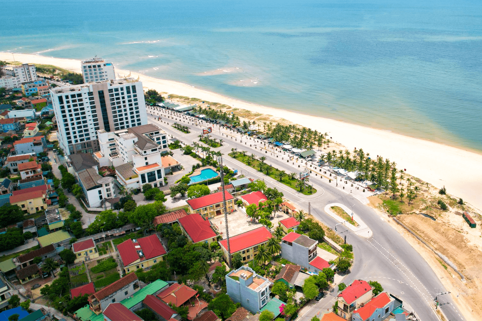 Quảng Bình có đường bờ biển dài 