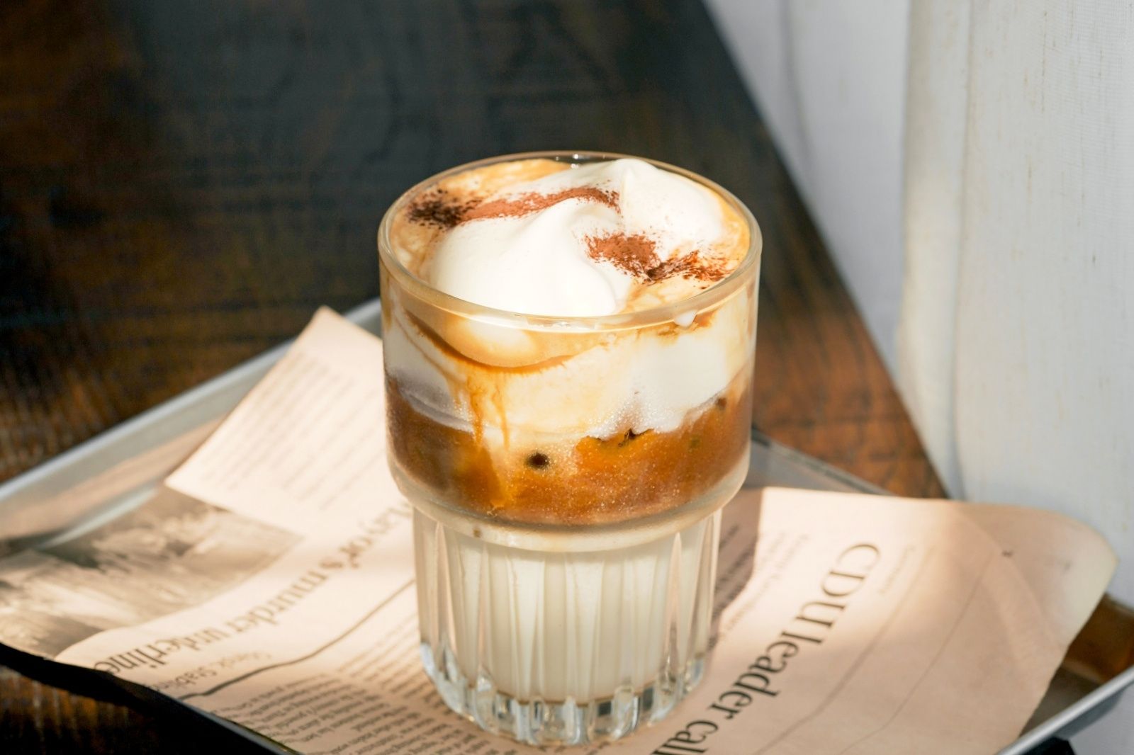 Sự hòa quyện độc đáo của 3 tầng hương vị trong ly cà phê muối