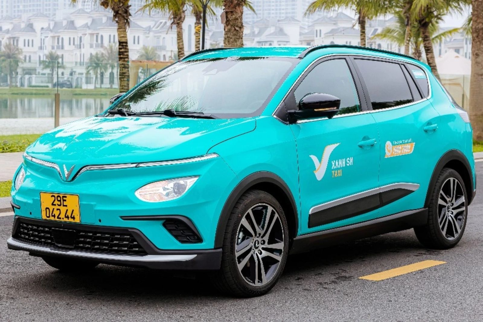 Taxi Xanh SM cũng là sự lựa chọn tiện lợi cho du khách