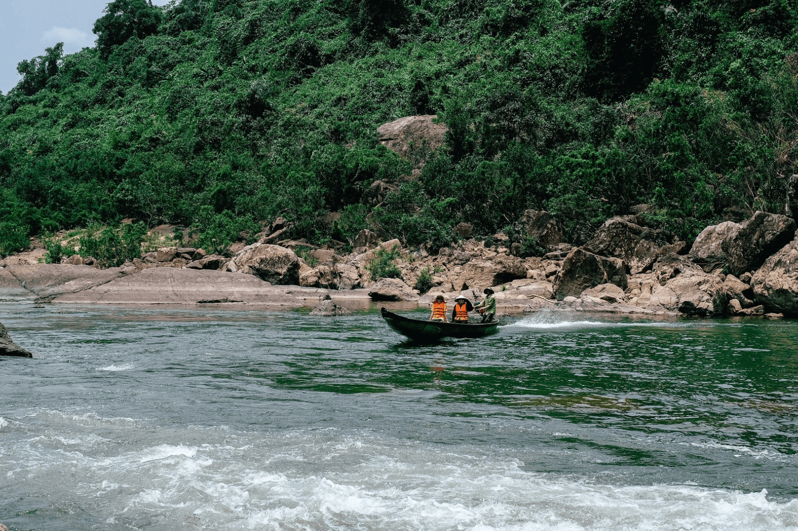 Thác Tam Lu hứa hẹn sẽ thu hút đông đảo du khách trong mùa hè 