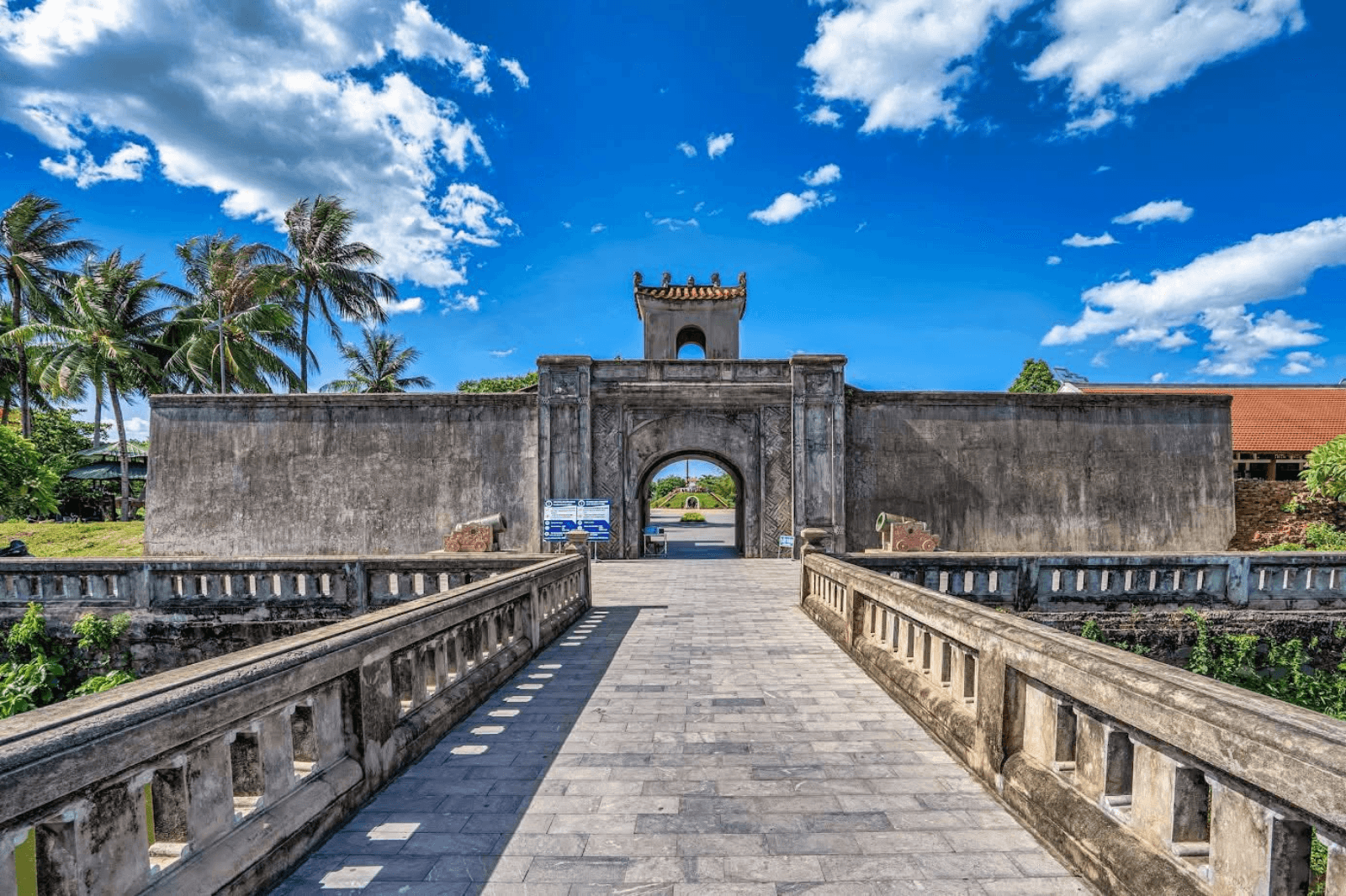 Thành cổ Quảng Trị 
