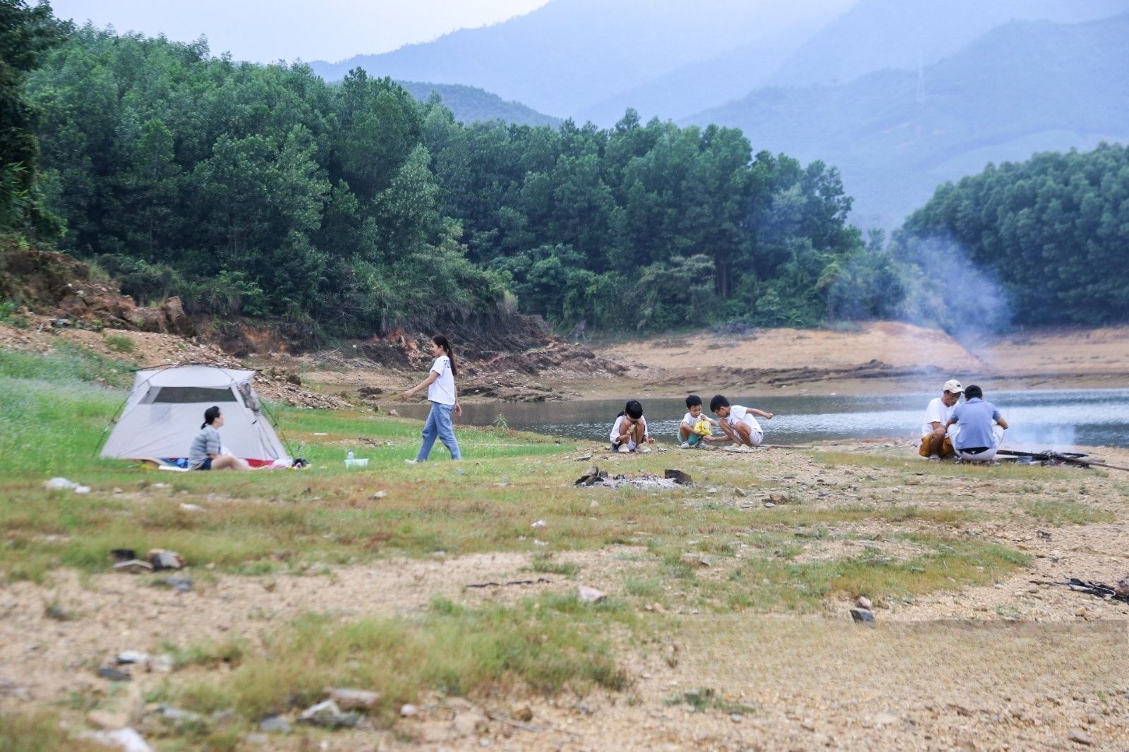 Thời điểm vàng cắm trại để ngắm nhìn những khoảnh khắc tuyệt đẹp