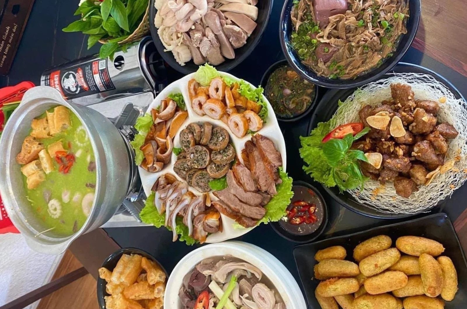 Thực đơn quán nhậu vô cùng hấp dẫn