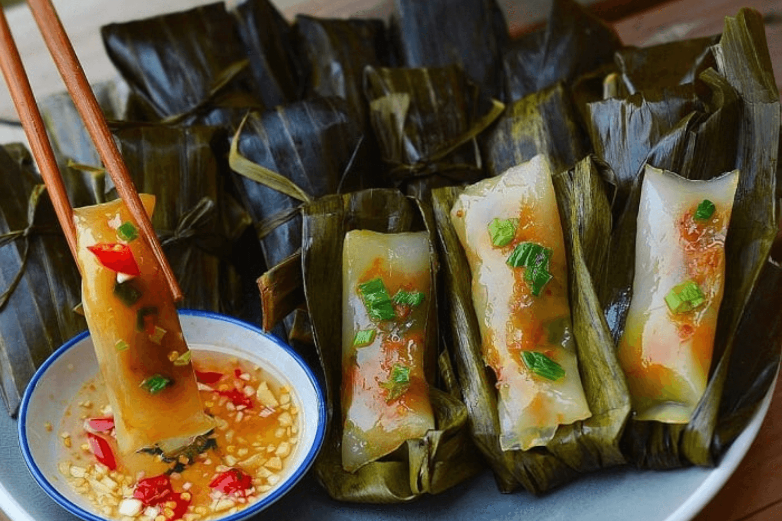 Thưởng thức ấm thực địa phương ở các khu chợ truyền thống 