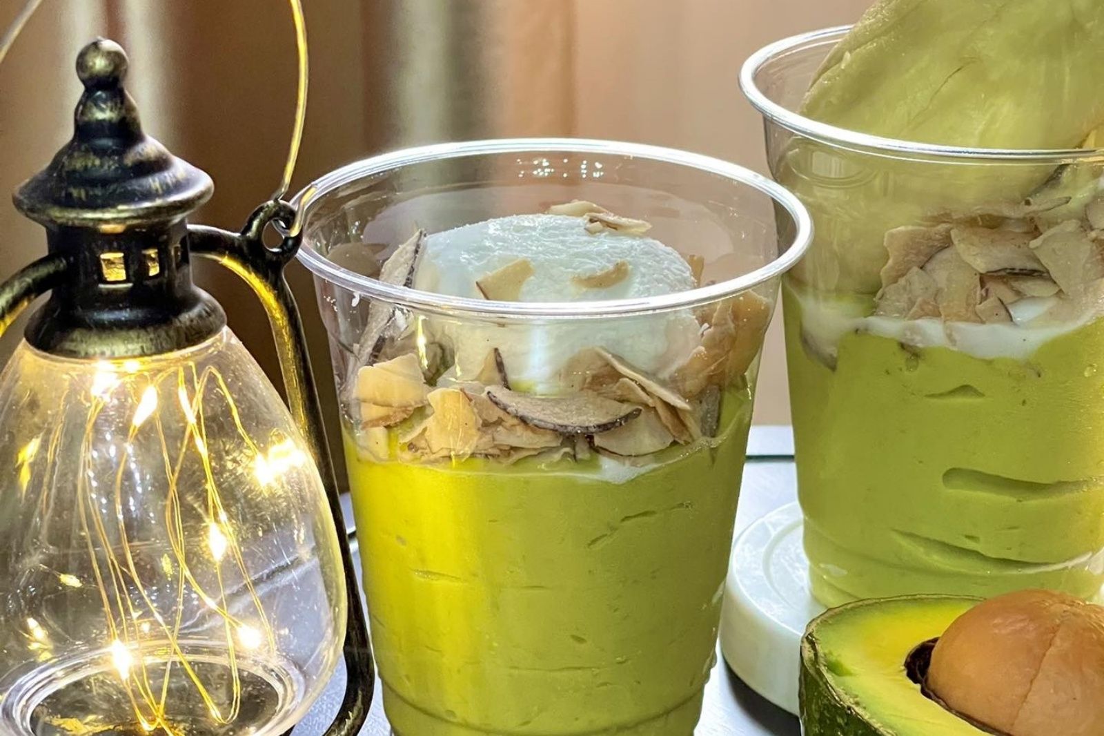 Thưởng thức kem bơ mềm mịn, béo ngậy tại những quán ăn lâu đời ở Đà Nẵng