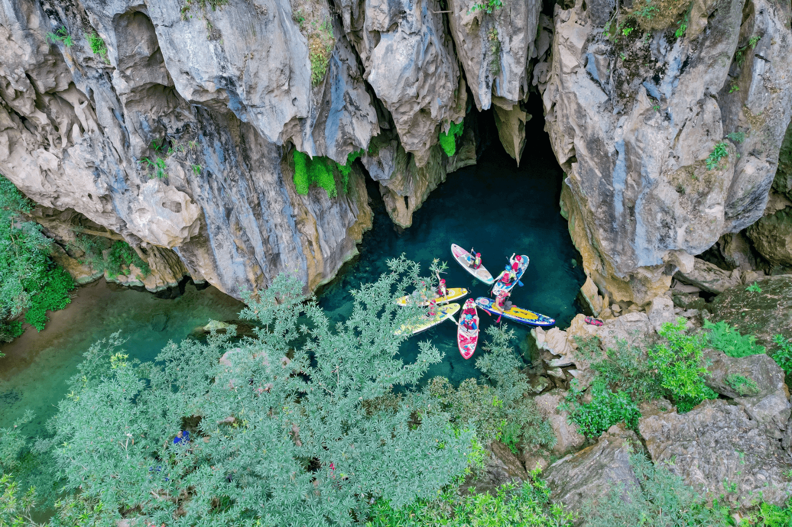 Tour 2 ngày 1 đêm khám phá sâu hơn Thung lũng Sinh Tồn 