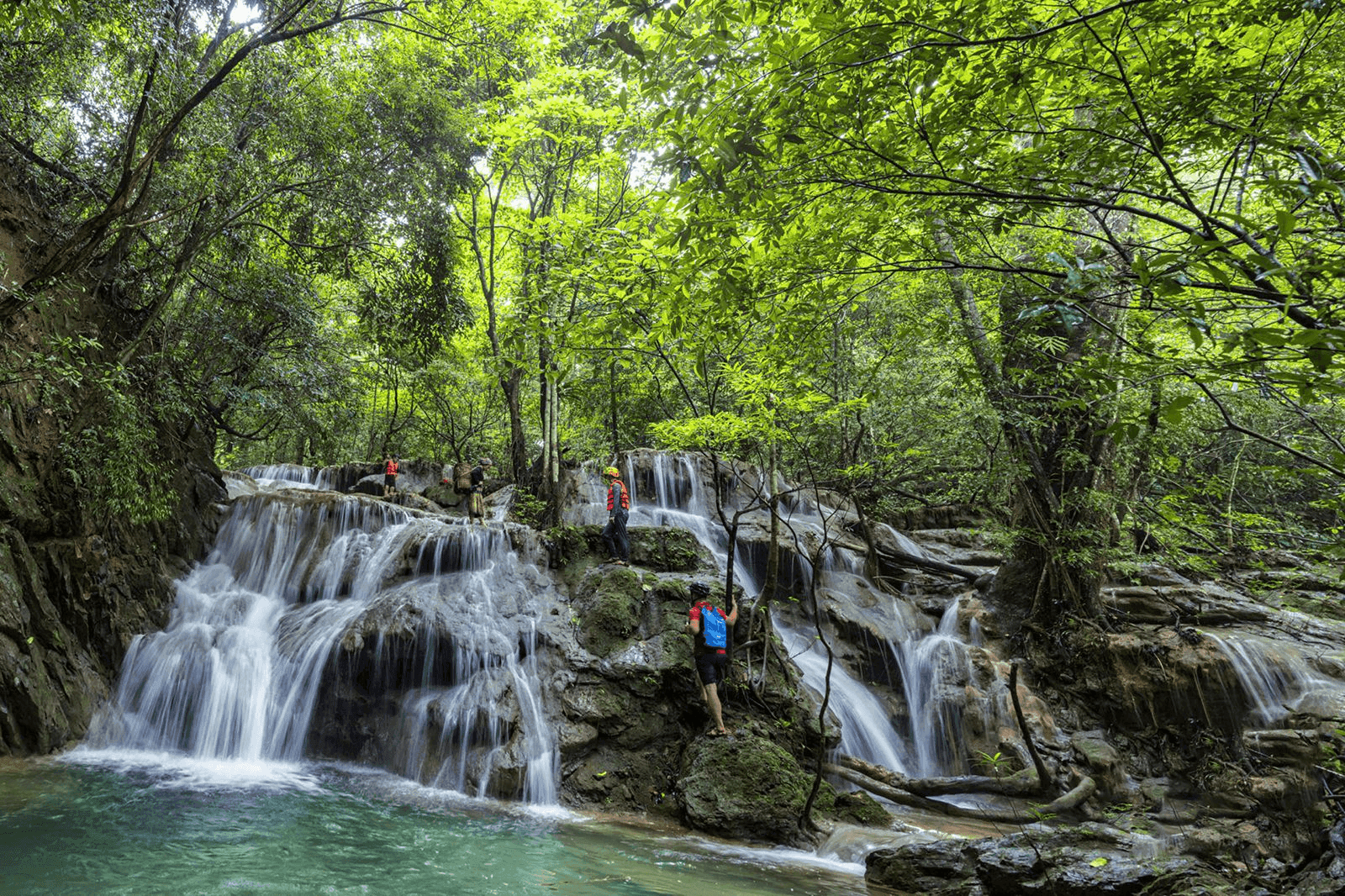 Tour dài ngày, chi phí sẽ cao hơn