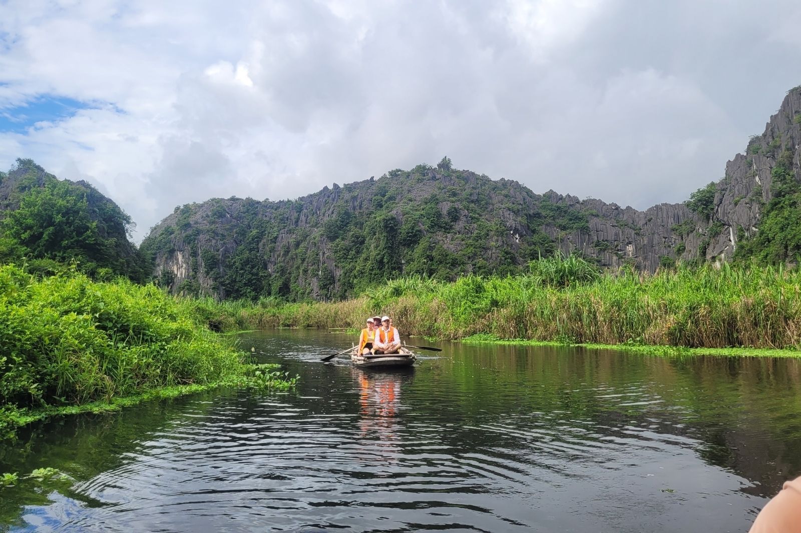 Trải nghiệm khám phá Đầm Vân Long