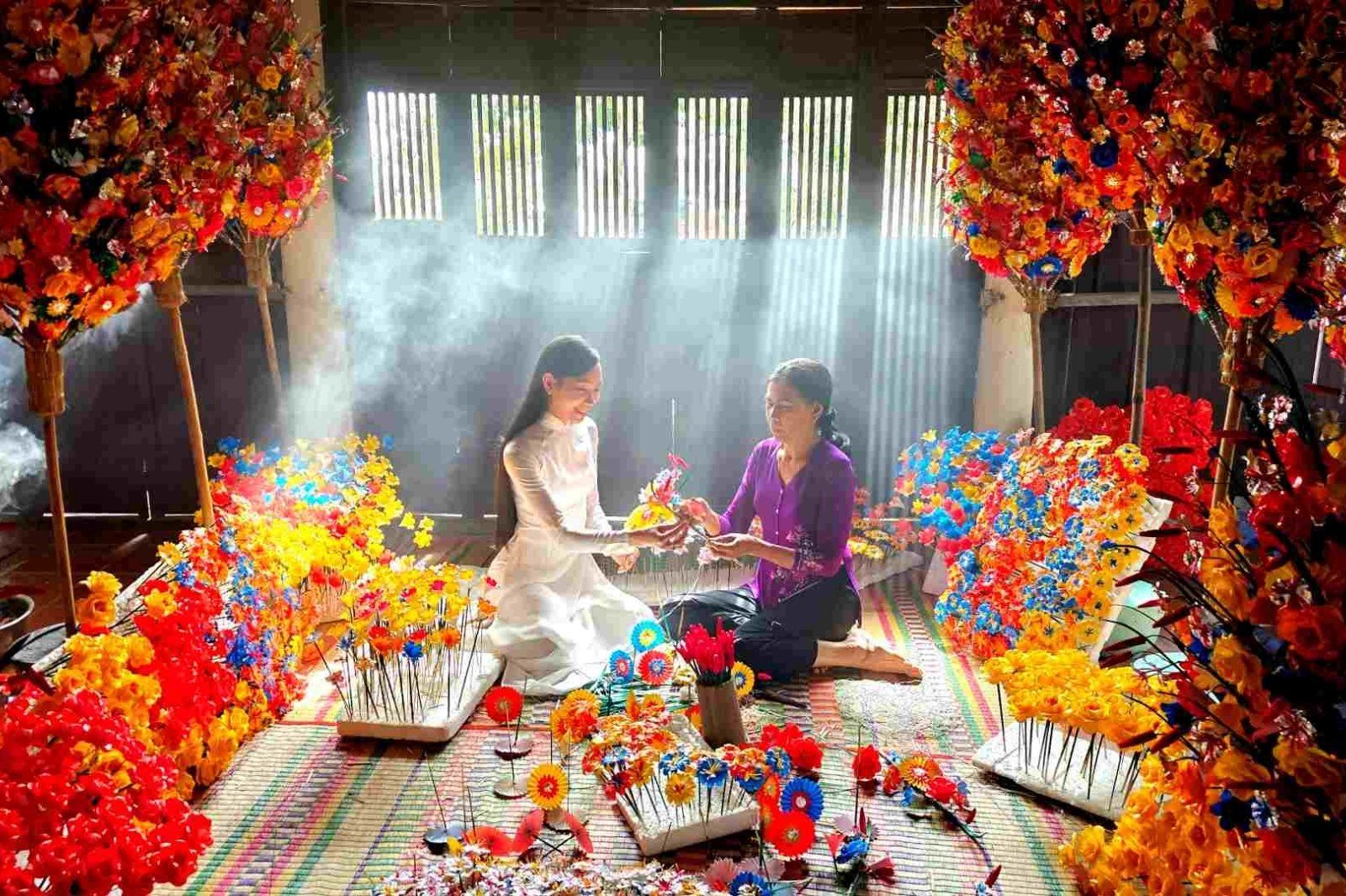 Trải nghiệm làm giấy thanh tiên