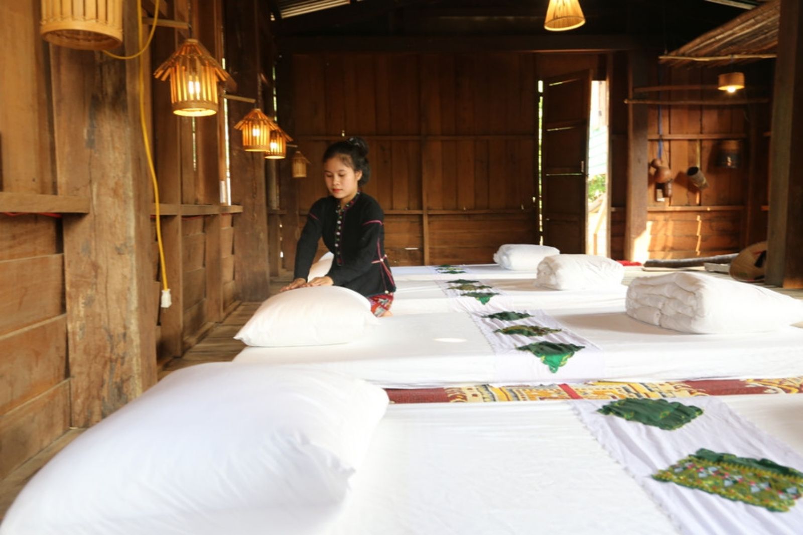 Trải nghiệm lưu trú ở nhà sàn truyền thống giữa núi rừng Quảng Trị