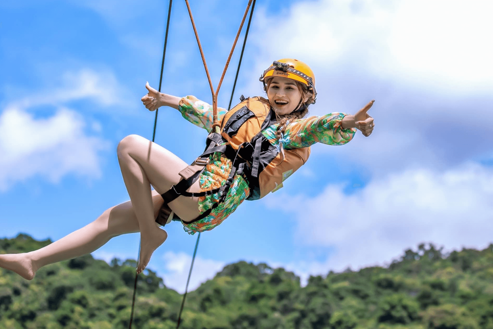 Trang bị đầy đủ thiết bị bảo hộ 