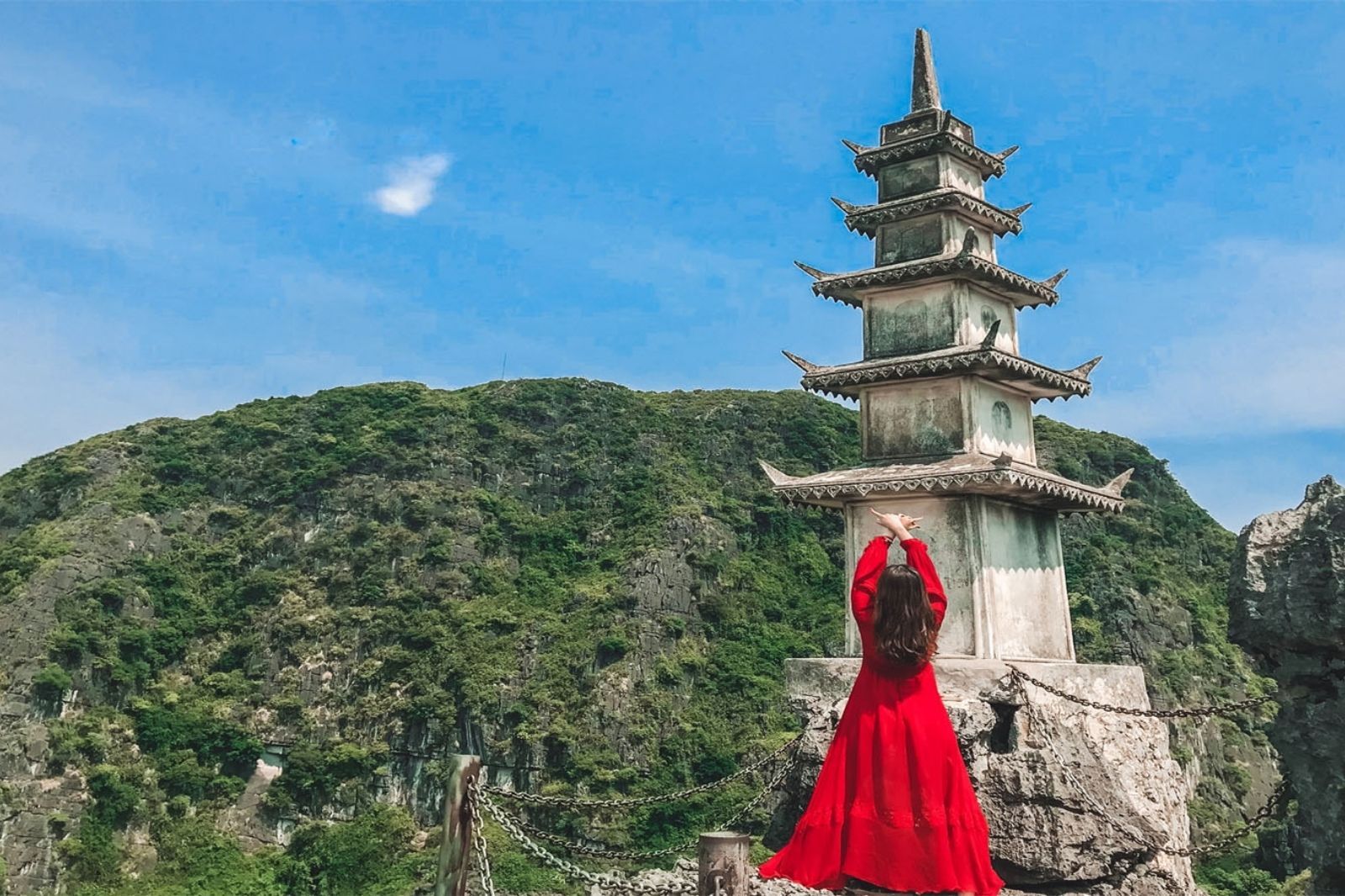 Trên đỉnh Ngoạ Long