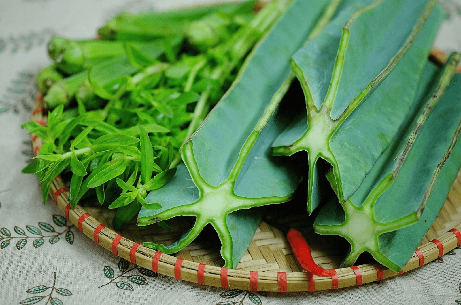 Việc lựa chọn nguyên liệu tươi ngon giúp món ăn của bạn thêm đậm đà 