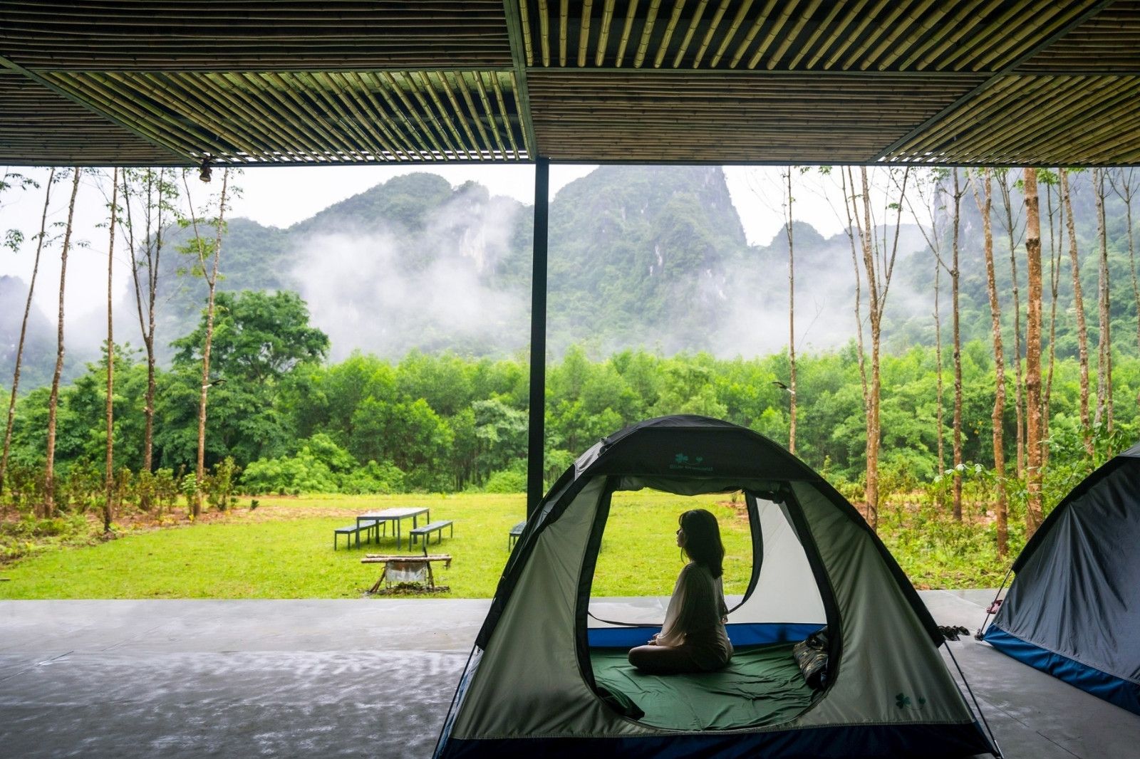Với dịch vụ camping & glamping, du khách sẽ được hòa mình vào thiên nhiên tươi mát