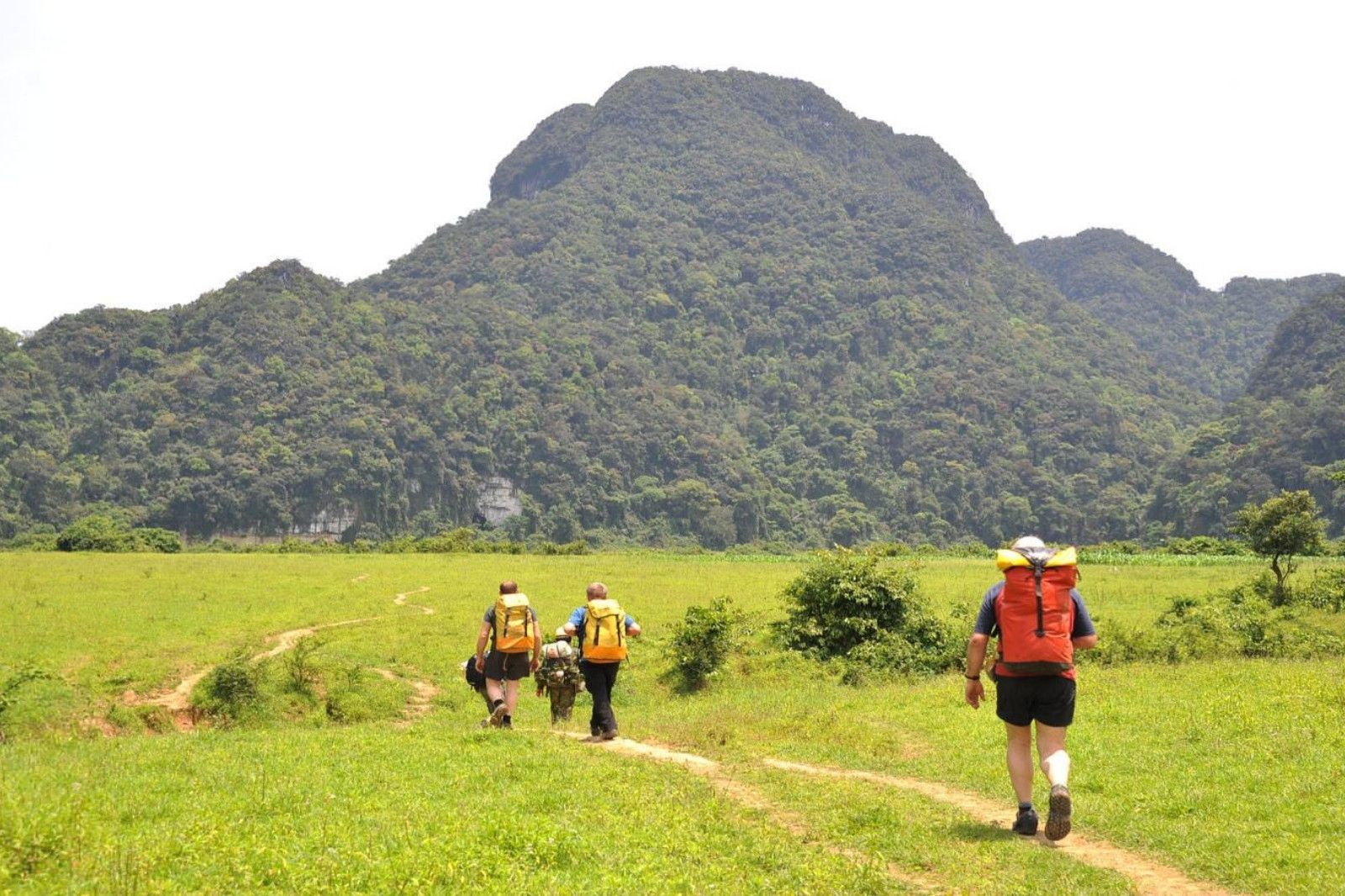 Xem dự báo thời tiết trước khi bắt đầu hành trình