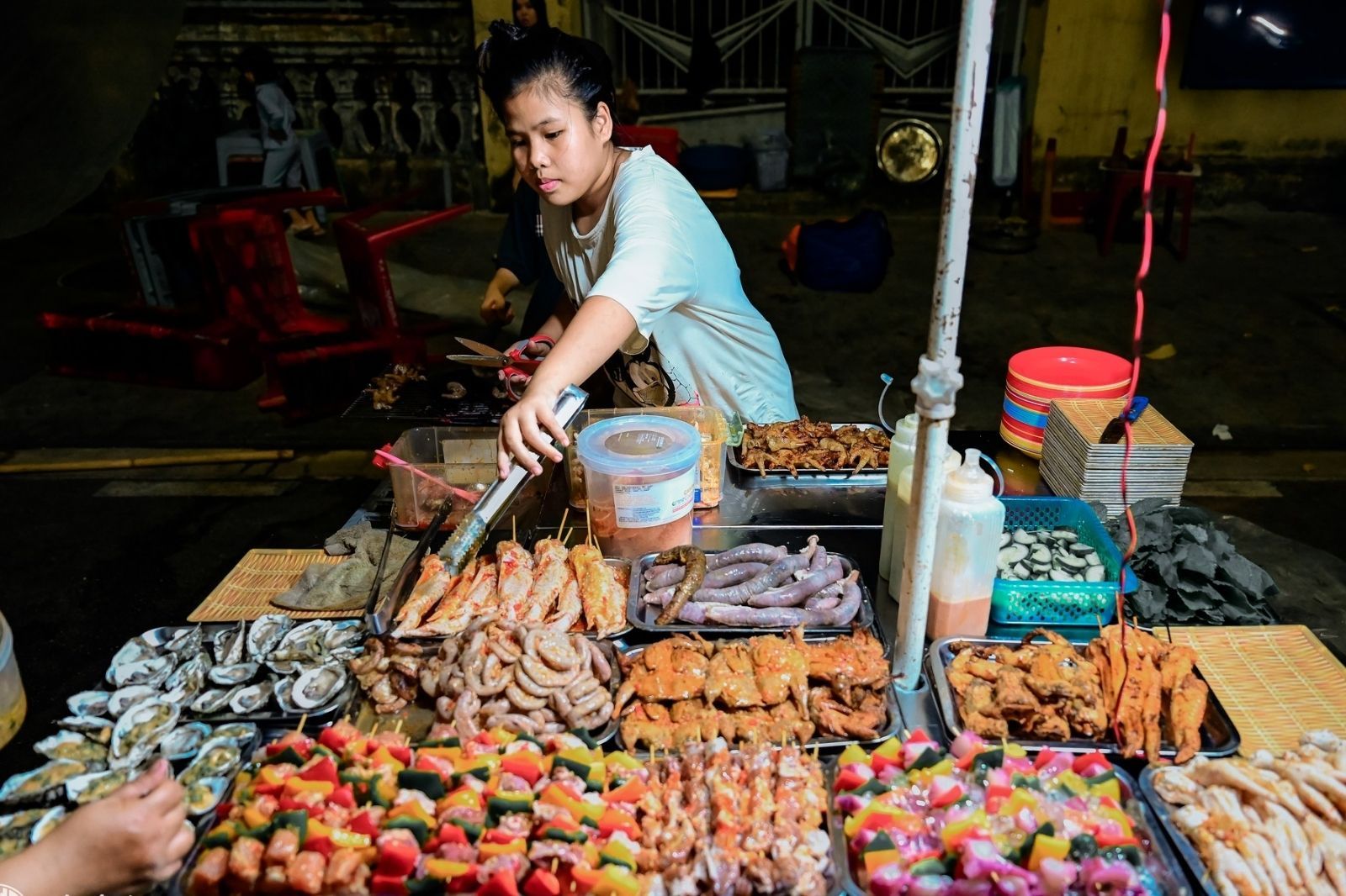 Phố ẩm thực đêm Trương Định - Hoàng Hoa Thám 