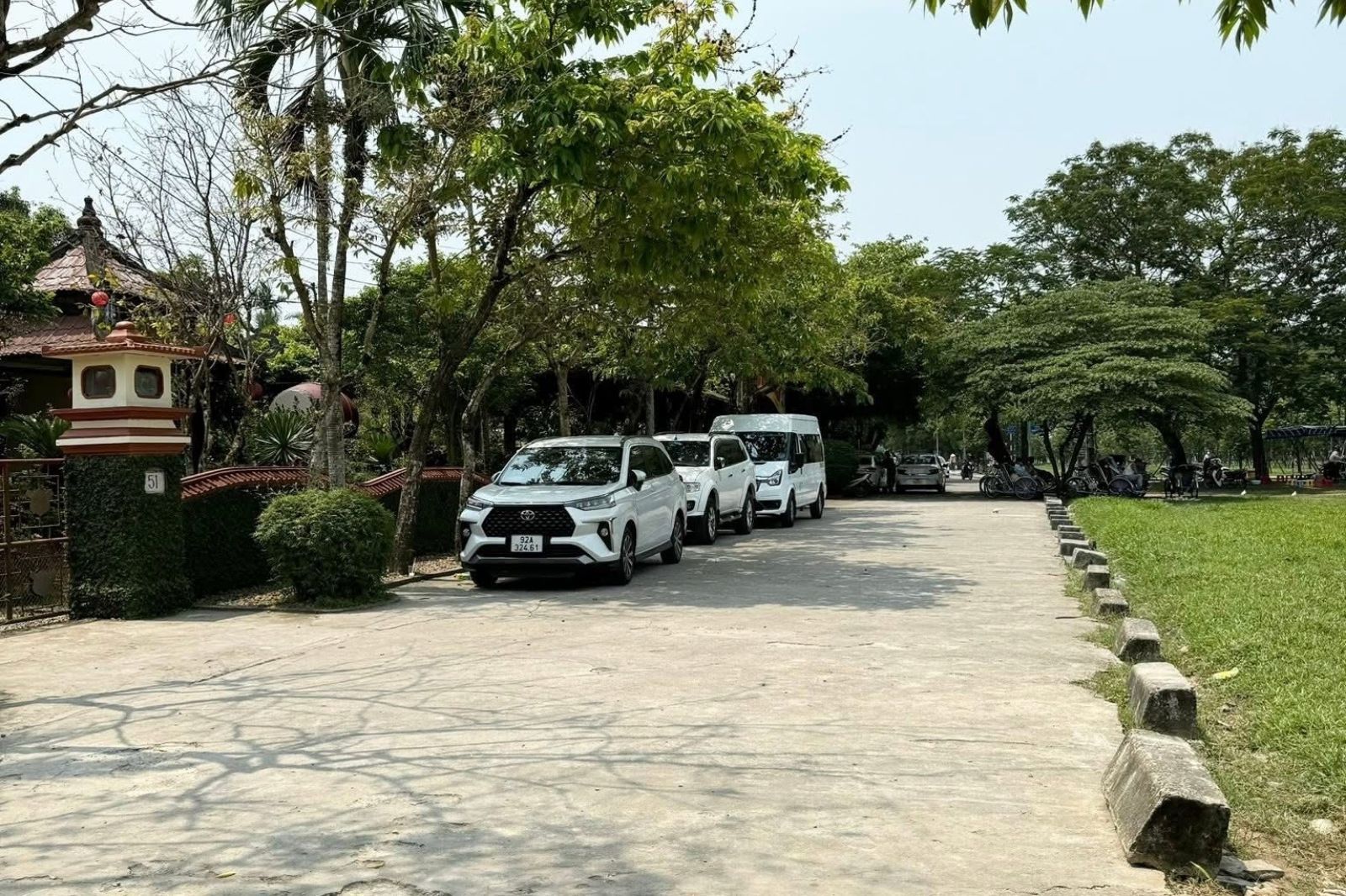 Bãi giữ xe ở Đại Nội Huế 